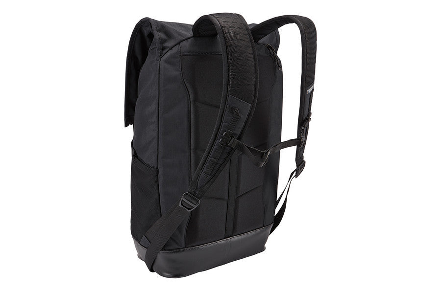 Thule Paramount Daypack 29L - Lightweight Hiking Backpack for Men & Women, Water-Resistant Travel Daypack with Laptop Sleeve - Perfect for Commuting, Hiking & Outdoor Adventures