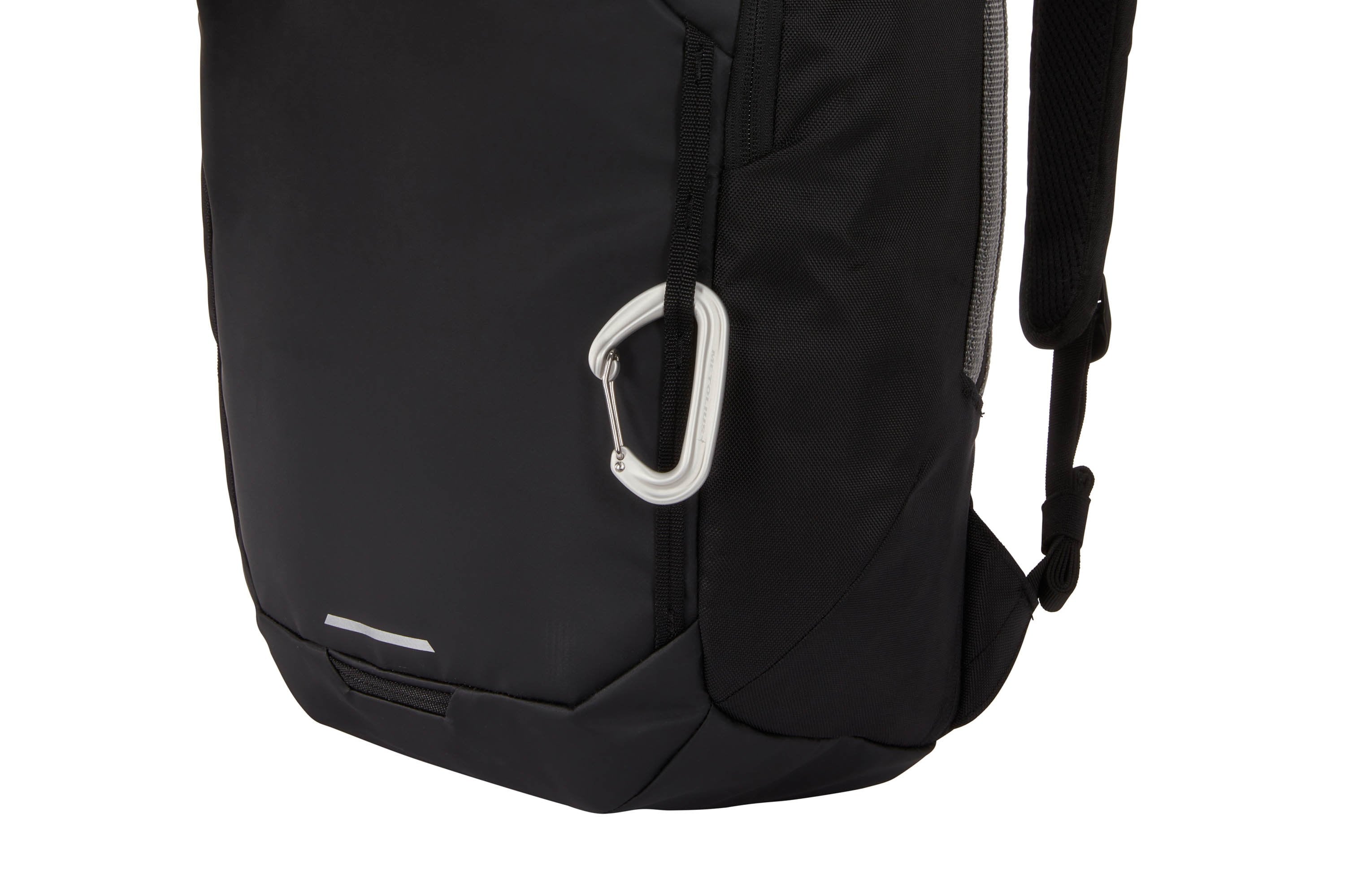 Thule Chasm 26L Waterproof Hiking Backpack - Lightweight & Durable for Outdoor Adventures, Travel & Daily Commute - Black