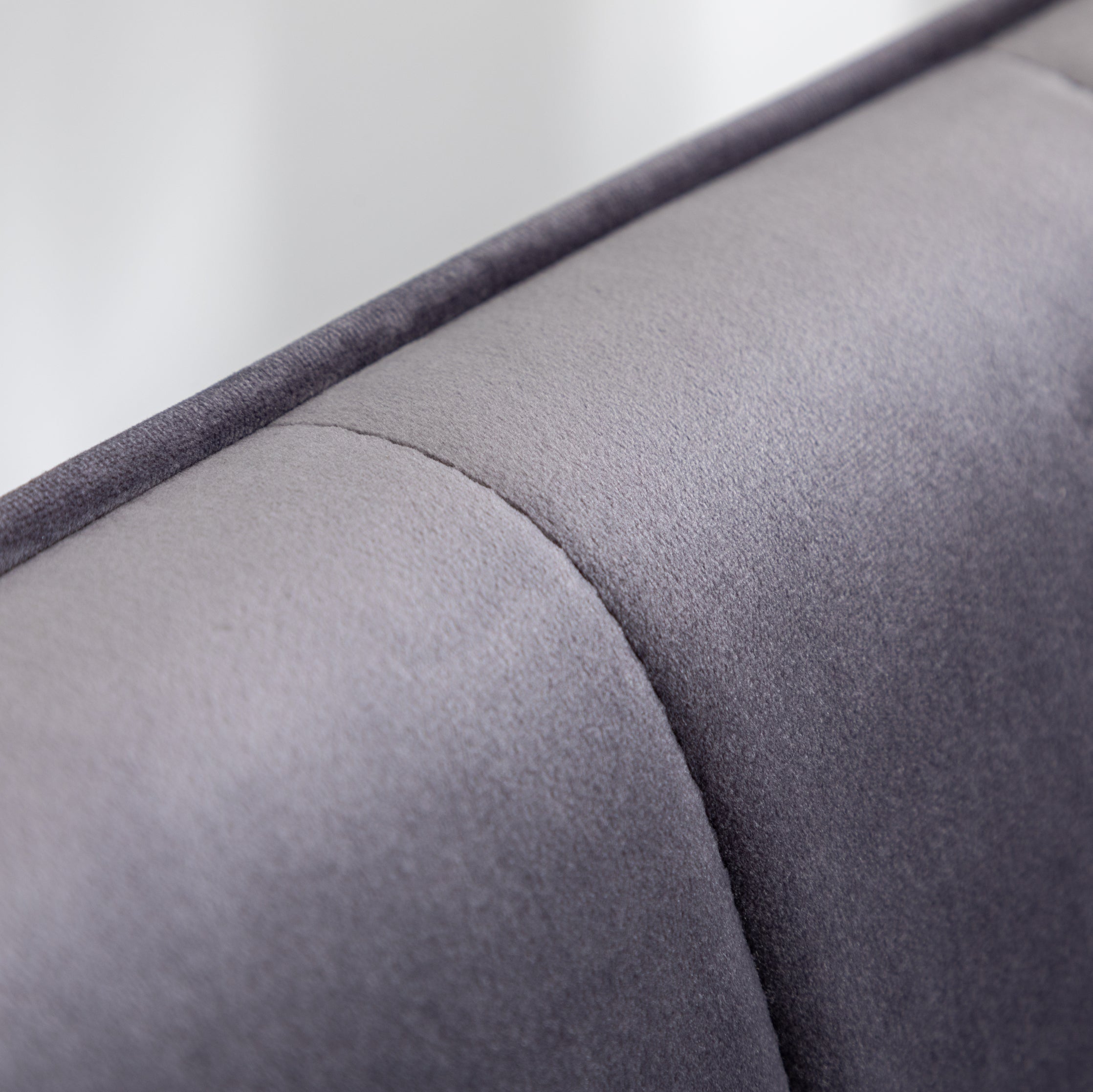 Roundhill Furniture Leiria Contemporary Silky Velvet Tufted Accent Chair with Ottoman in Gray - Modern Living Room Seating for Home Office & Lounge Decor