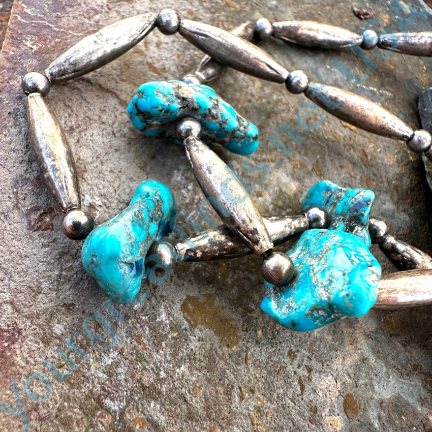 Vintage 1970s Navajo Bench Bead & Turquoise Necklace - Handmade Native American Jewelry for Women - Perfect for Boho Fashion, Western Style & Special Occasions