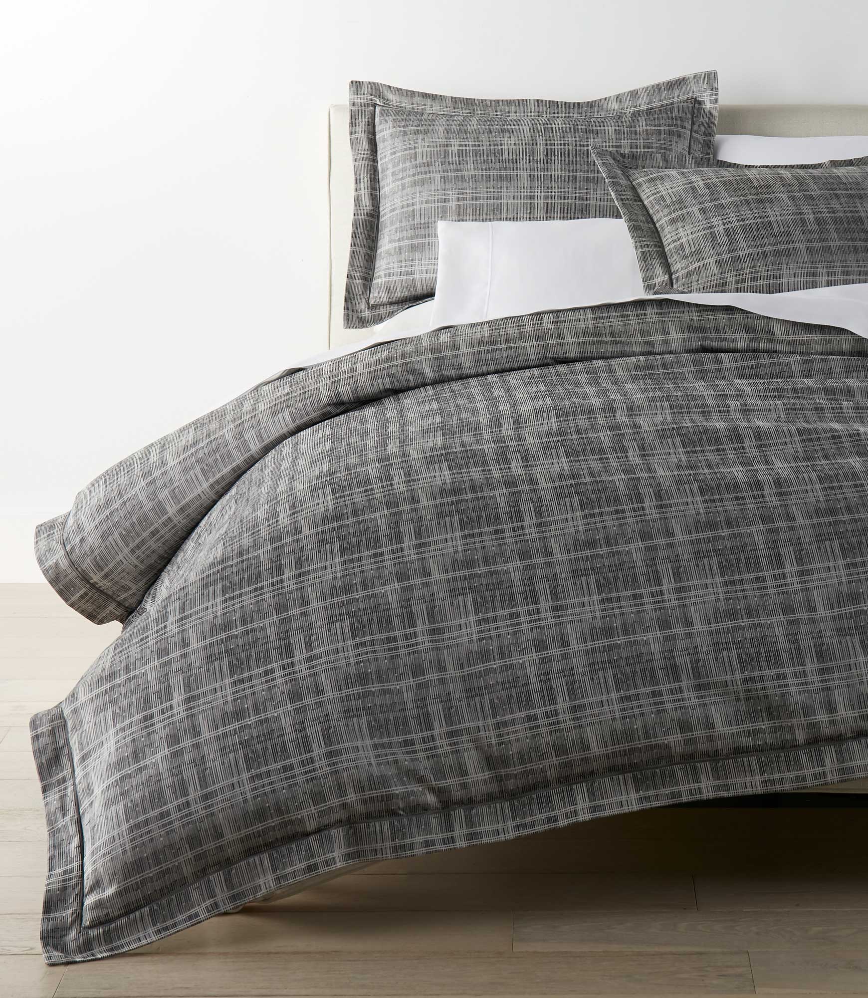 Luxury Biagio Jacquard Duvet Cover Set - Premium Soft Bedding for Queen/King Size - Elegant Home Decor for Master Bedroom & Guest Room