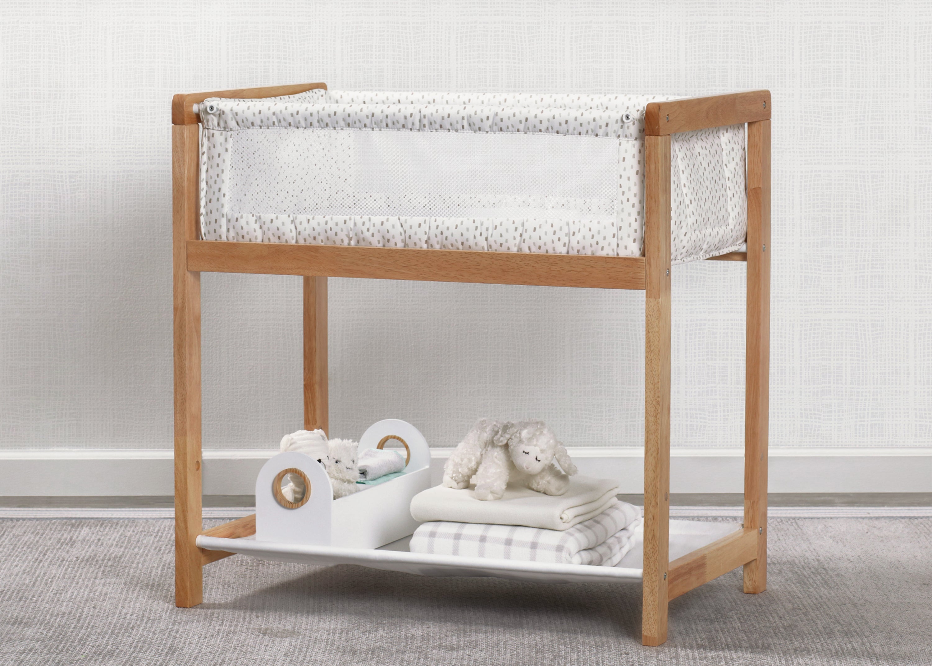 Classic Wood Bedside Bassinet Sleeper - Portable Crib with Premium Wood Frame for Newborns & Infants | Perfect for Nursery, Bedroom & Travel