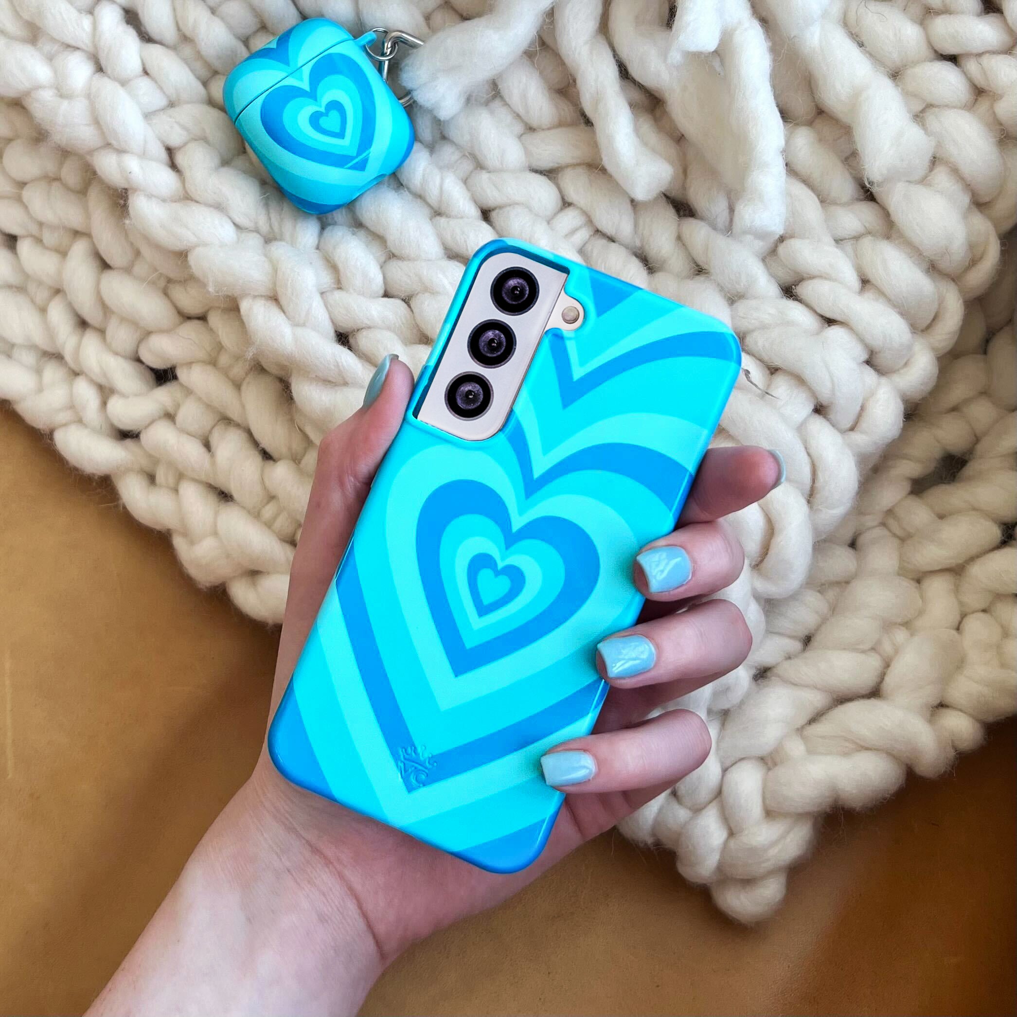 Samsung Galaxy Phone Case with Blue Sweethearts Design - Cute & Durable Protective Cover for Everyday Use