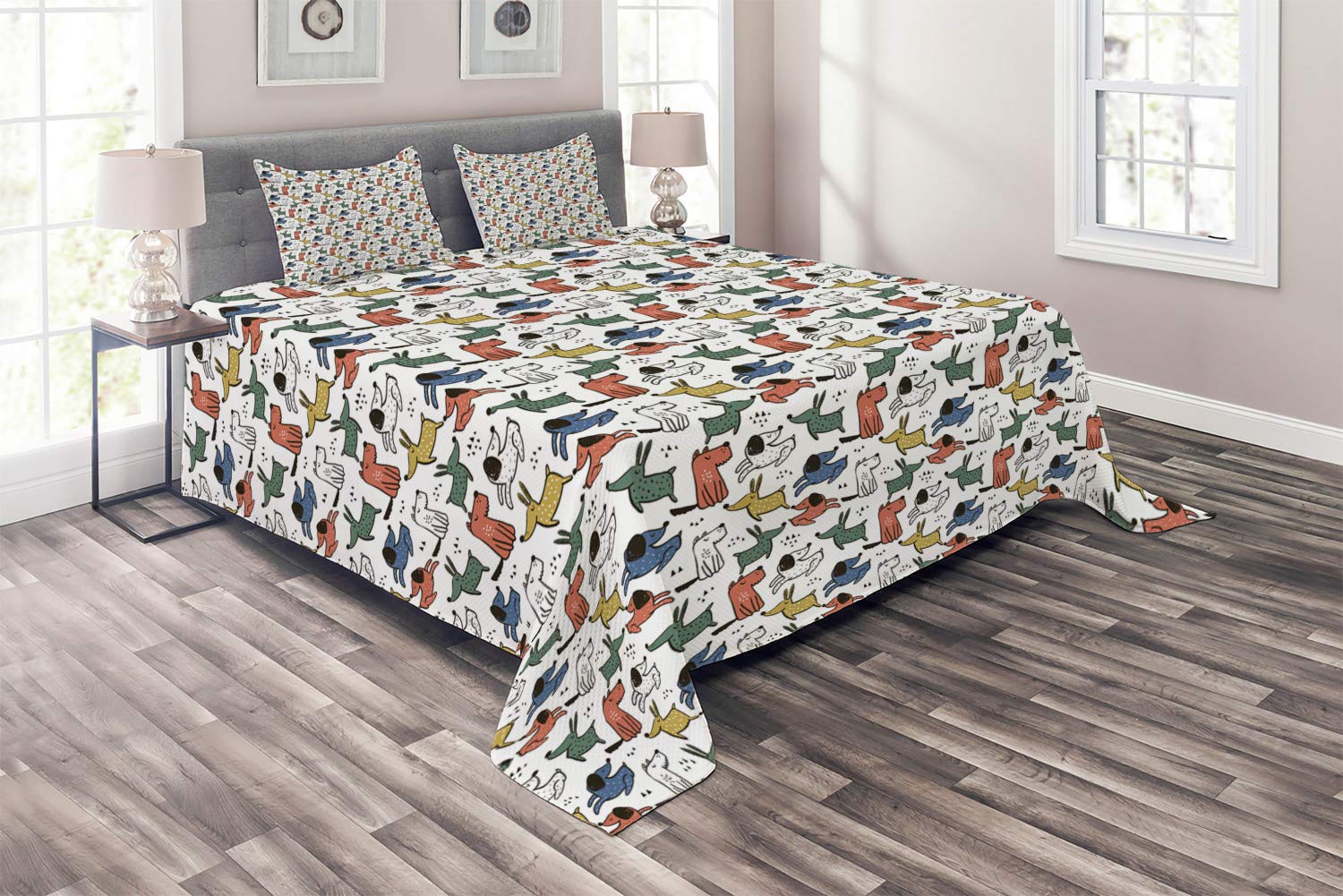 Ambesonne 3-Piece King Size Quilted Bedspread Set with 2 Pillow Shams - Pastel Funny Puppies & Pets Doodle Vet Clinic Design, Multicolor Decorative Coverlet for Dog Lovers | Perfect for Bedroom, Guest Room & Veterinary Clinic Decor