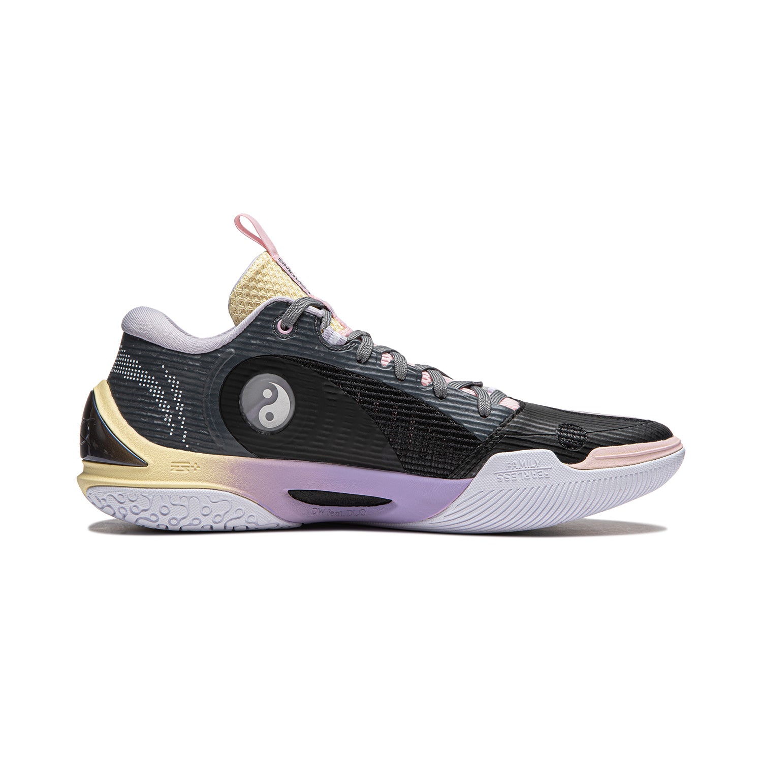 Wade Ice Blood 2 Chemistry Basketball Shoes - High Performance Men's Basketball Sneakers for Indoor & Outdoor Court Play