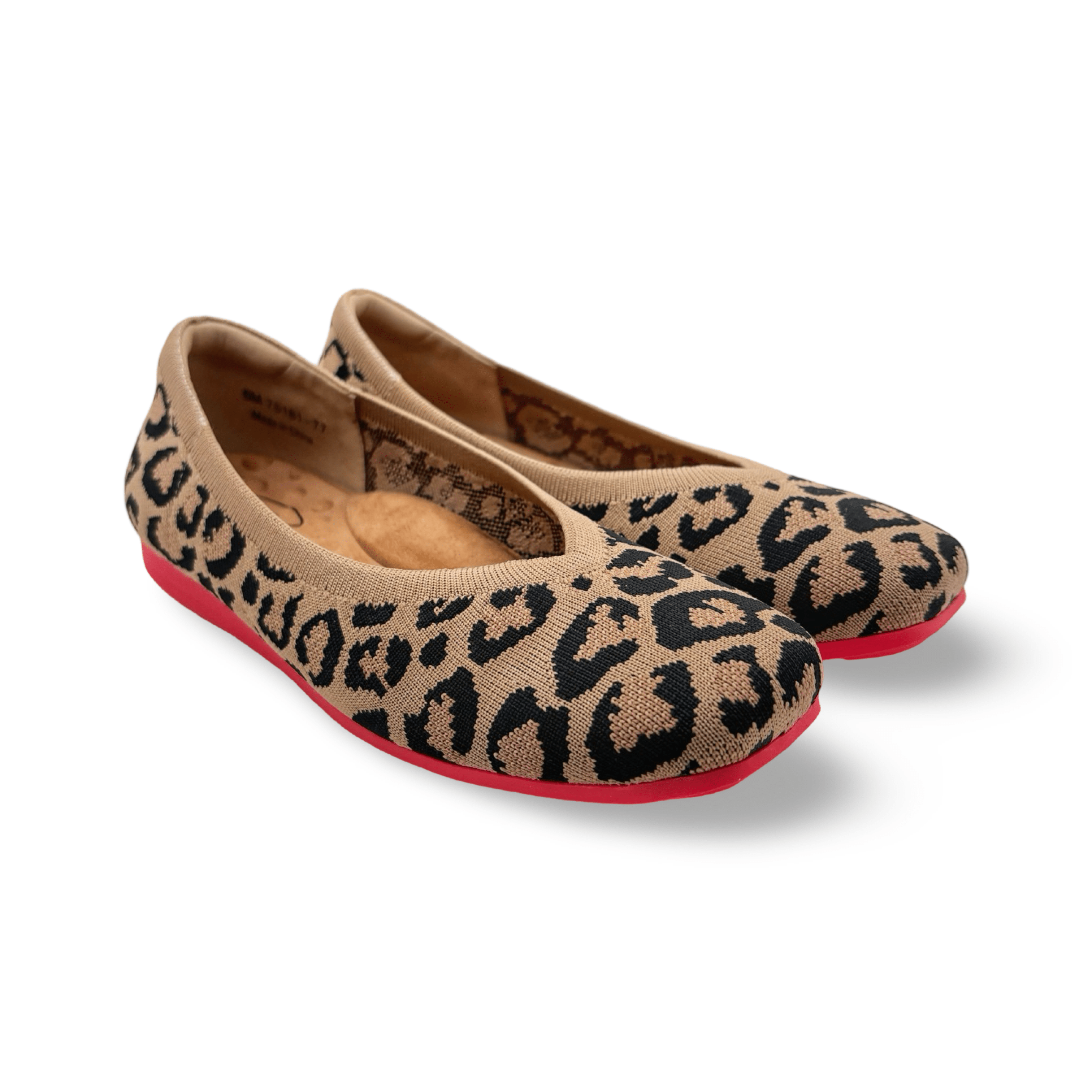 Stylish Niki Leopard Print Knit Fabric - Soft & Comfortable Flat Material for DIY Crafts, Fashion Sewing Projects, and Home Decor