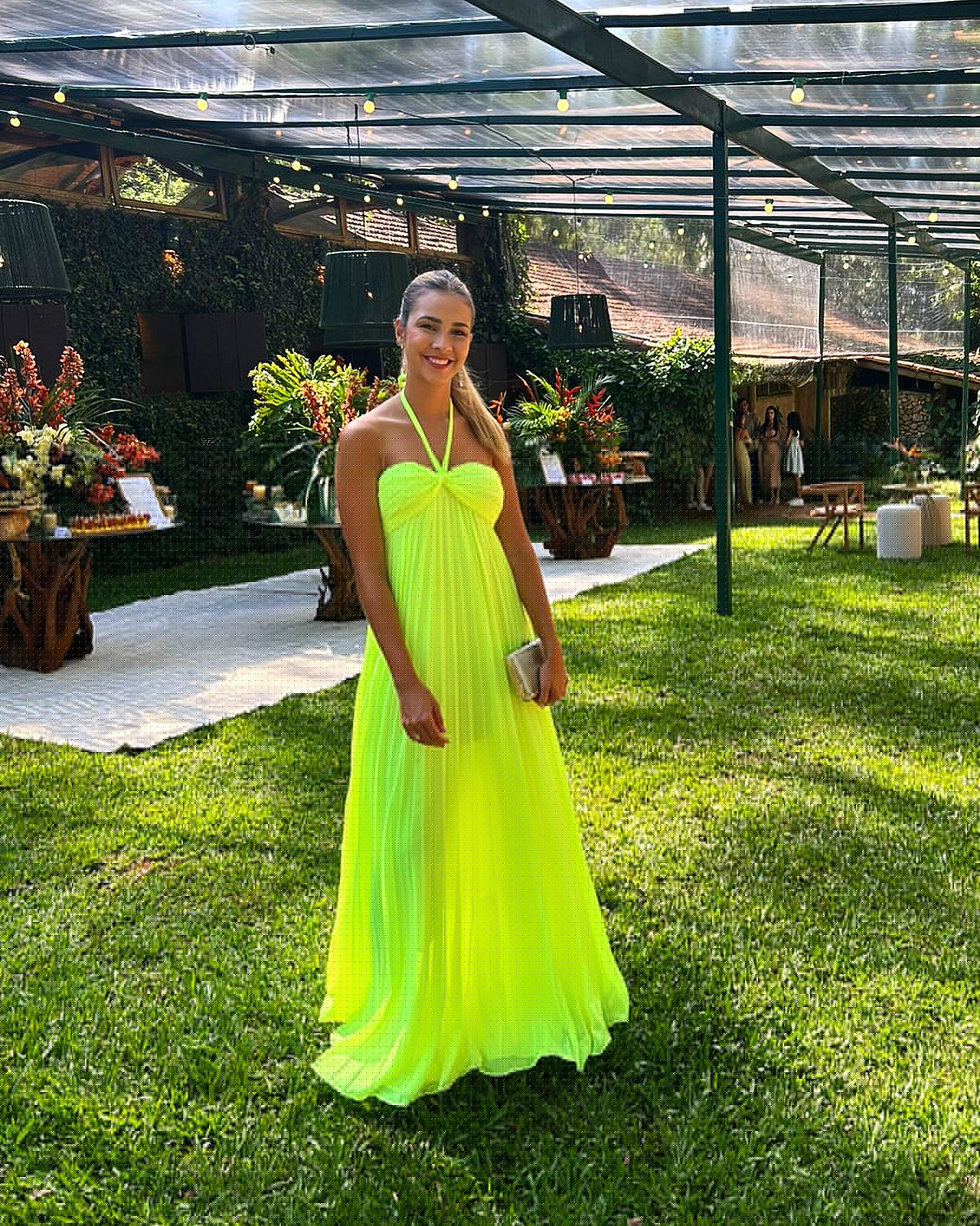 Elegant Halter A-Line Pleated Chiffon Wedding Guest Dress for Formal Parties & Special Occasions - Perfect for Bridal Showers, Evening Galas & Cocktail Events - Style J6269