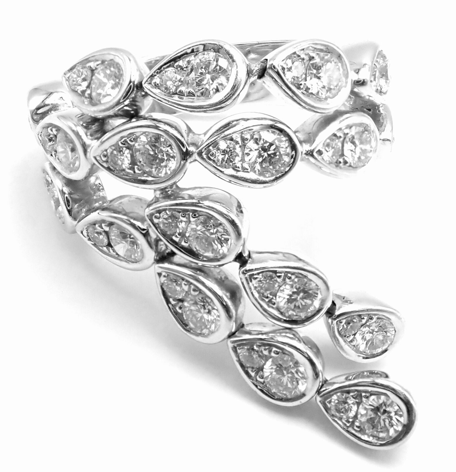 Authentic Piaget Magic Reflection 18k White Gold Diamond Flexible Ring for Women - Luxury Wedding Band, Anniversary Gift & Special Occasion Jewelry