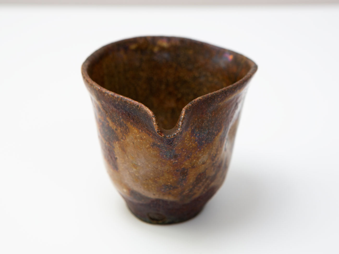 Shino Server Var. 2 - Premium Handcrafted Japanese Ceramic Tea Bowl for Matcha & Traditional Tea Ceremonies | Perfect for Zen Meditation, Tea Lovers & Japanese Culture Enthusiasts