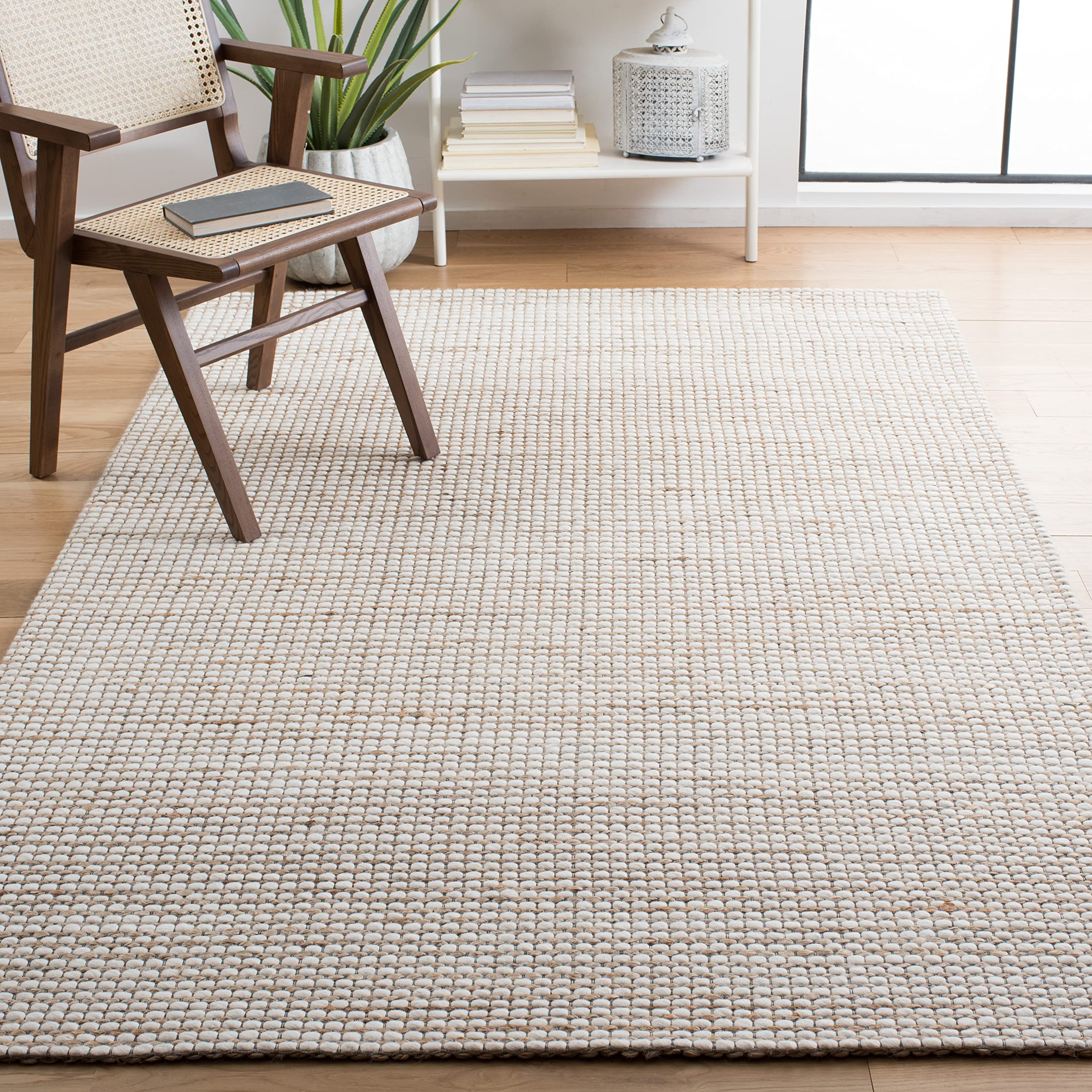 SAFAVIEH Natural Fiber Collection Handmade Jute & Wool Area Rug - 5' x 8', Natural & Ivory, Farmhouse Style for Living Room, Bedroom & High Traffic Areas | Durable Floor Decor for Cozy Home & Office Spaces (NFB553A)