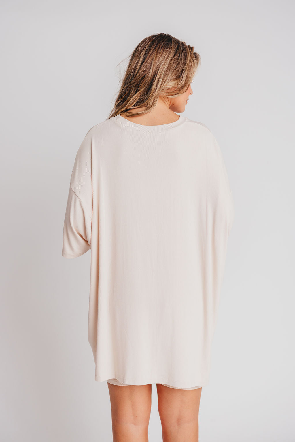 All Weekend Long Set - Soft Short Sleeve Lounge Outfit in Oatmeal Color | Perfect for Relaxing at Home, Weekend Getaways & Cozy Evenings