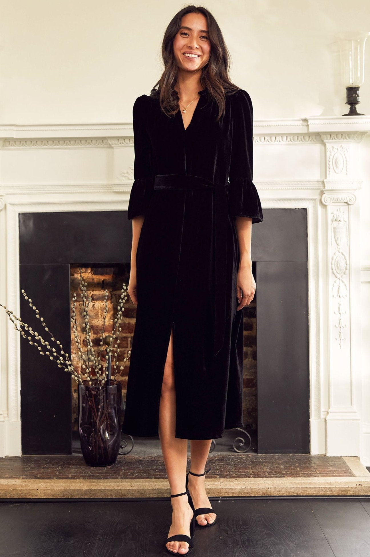 Astrid Velvet Dress for Women - Elegant Black Evening Gown for Party, Wedding & Special Occasions
