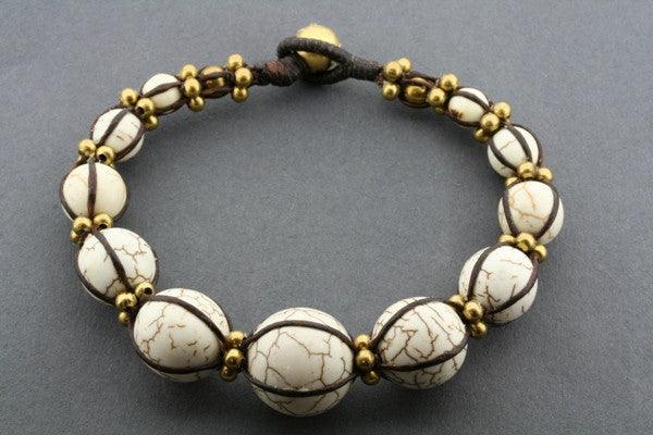 White Ball Bead Bracelet for Women - Elegant & Minimalist Stretch Beaded Bracelet - Perfect for Everyday Wear, Gifts & Boho Fashion Accessories