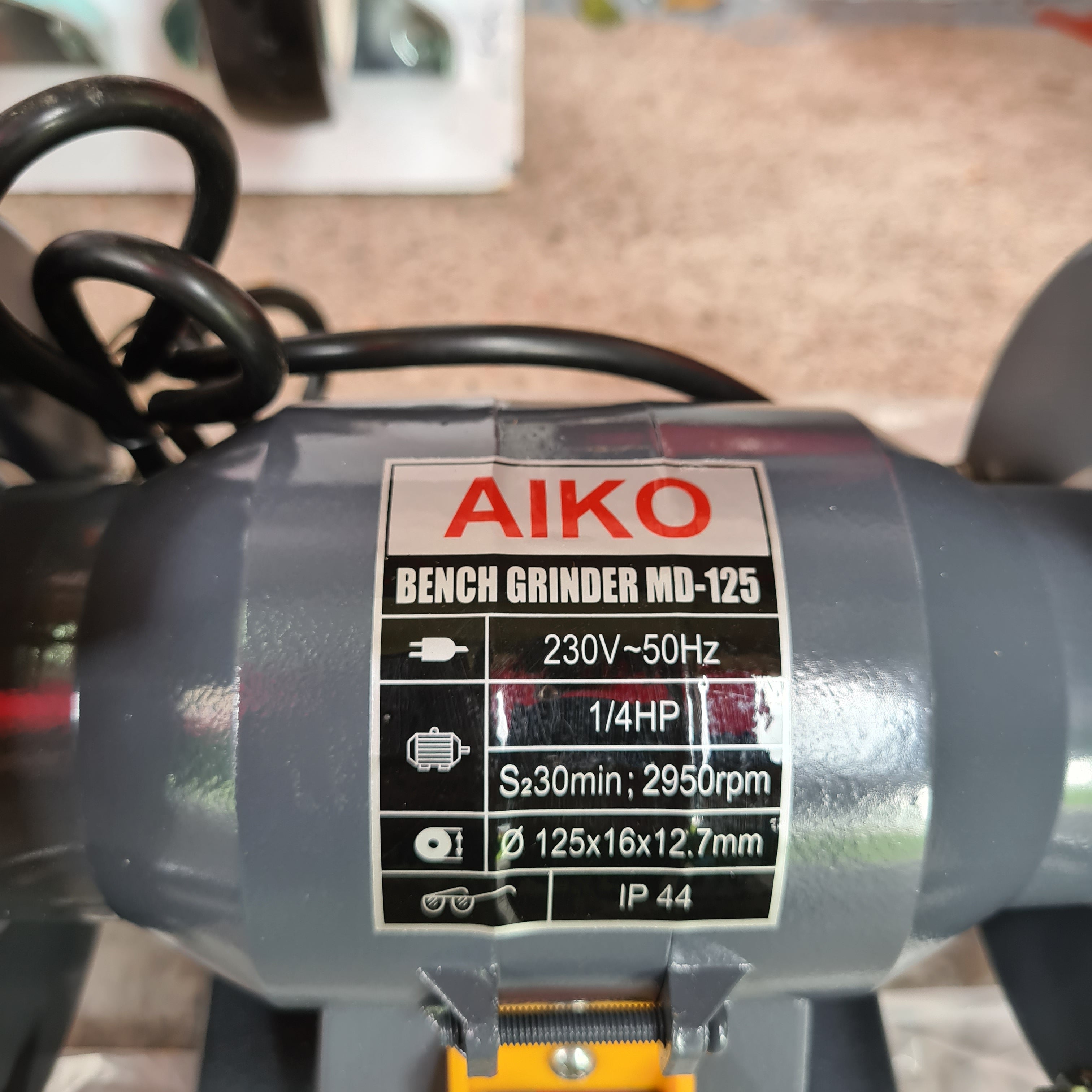 Aiko 1/4HP 180W Bench Grinder (Model BG MD125) - Heavy Duty Metal Grinding & Sharpening Tool for Workshop, Garage & DIY Projects