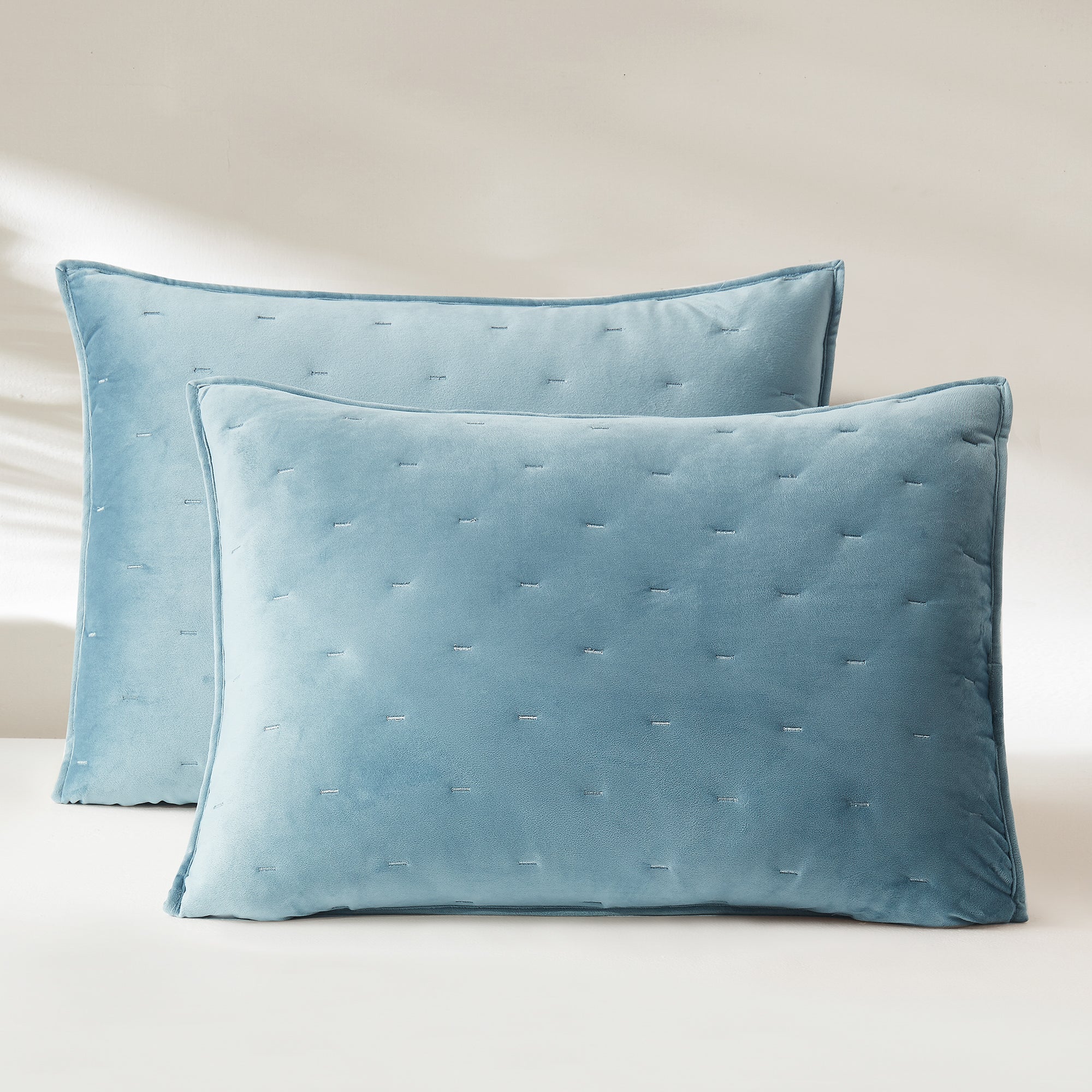 Haven Velvet Embroidered Quilt Set - Ultra Soft 3-Piece Bedding Set for Queen/King Size Beds | Luxury Bedroom Decor & Cozy Winter Nights