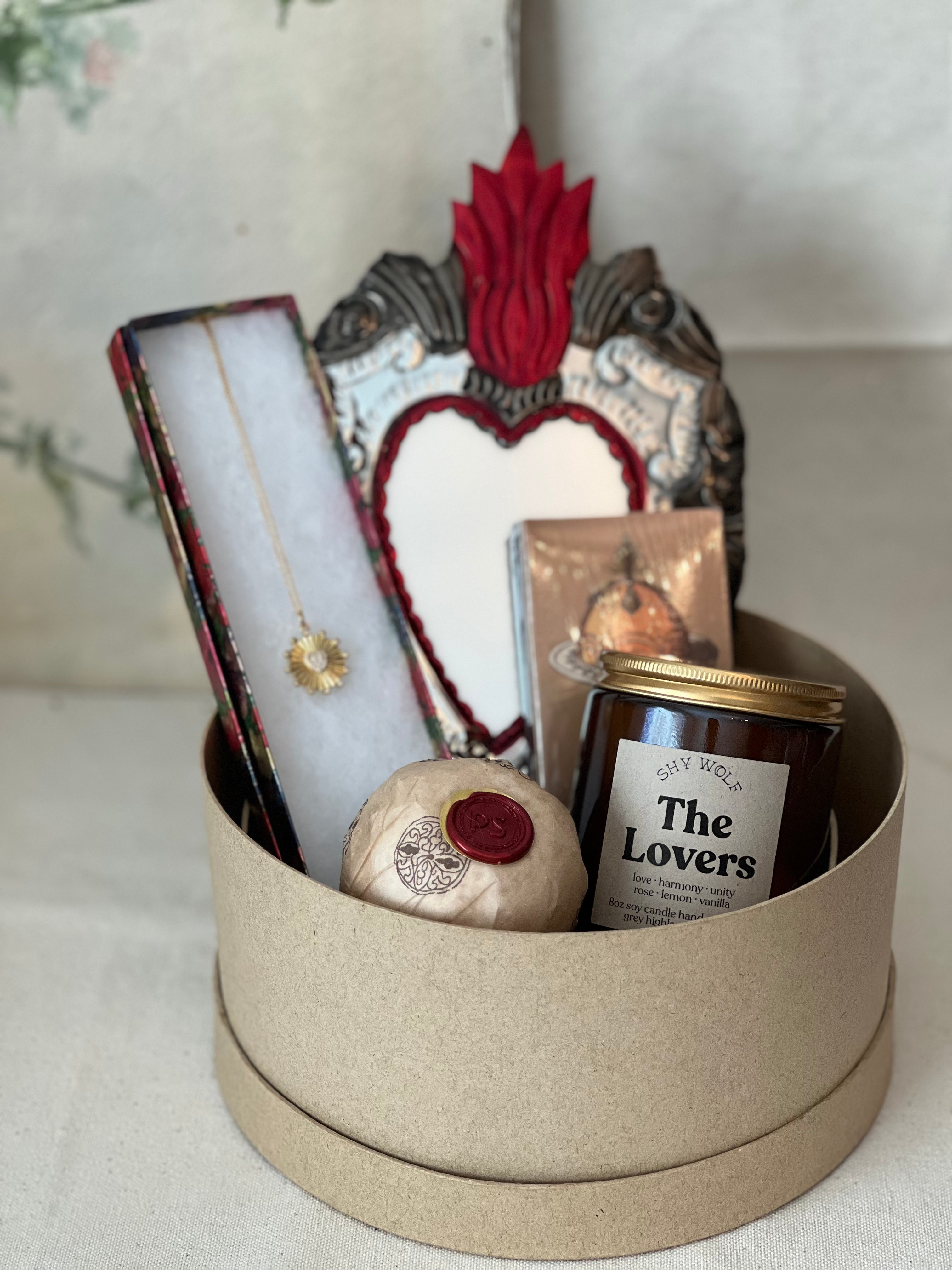 Amour Gift Bundle Set - Romantic Present for Valentine's Day, Anniversary & Couples | Perfect for Weddings, Date Nights & Special Occasions
