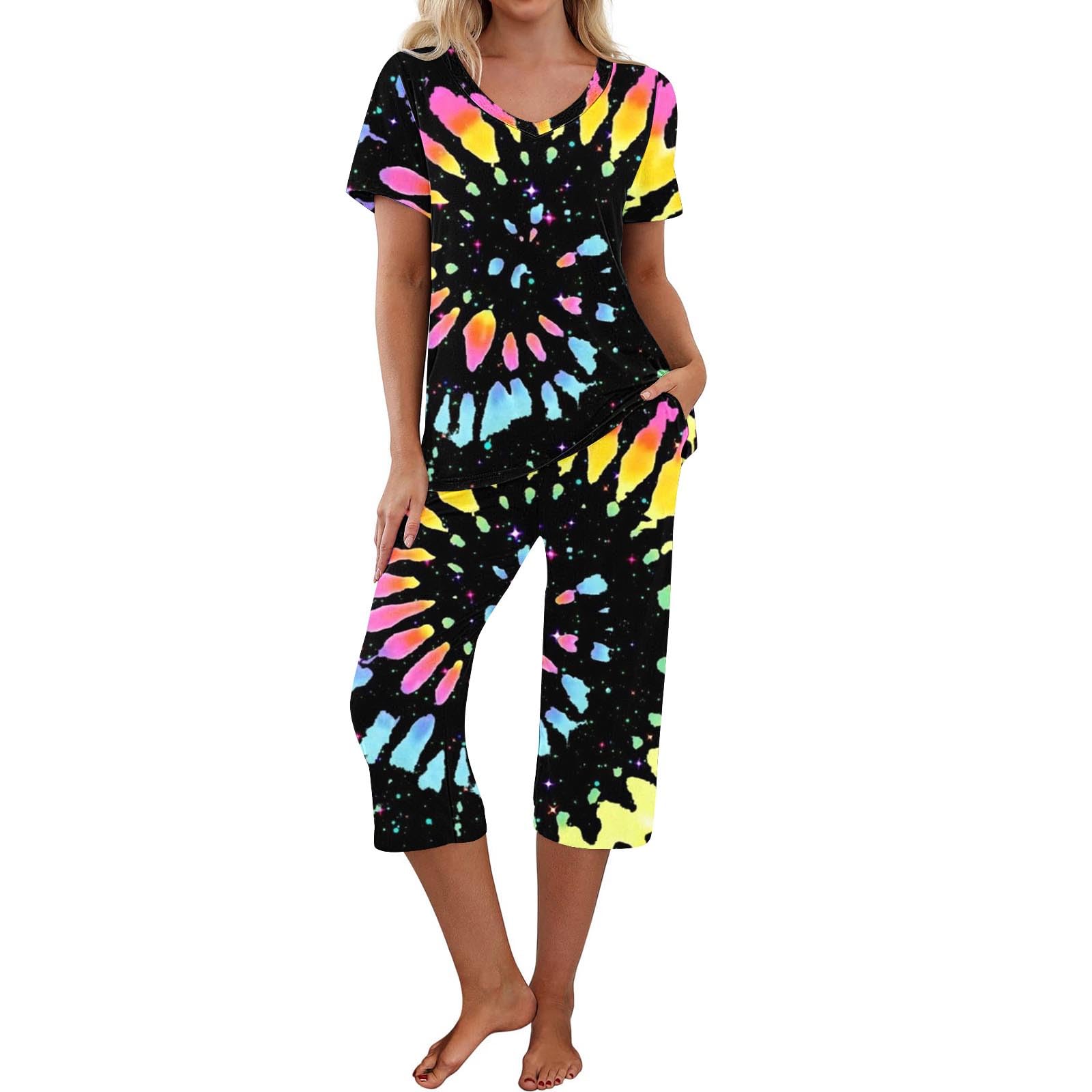 Retro Women's Capri Pajama Set with Pockets - Comfy Sleepwear & Lounge Outfit for Home Relaxation
