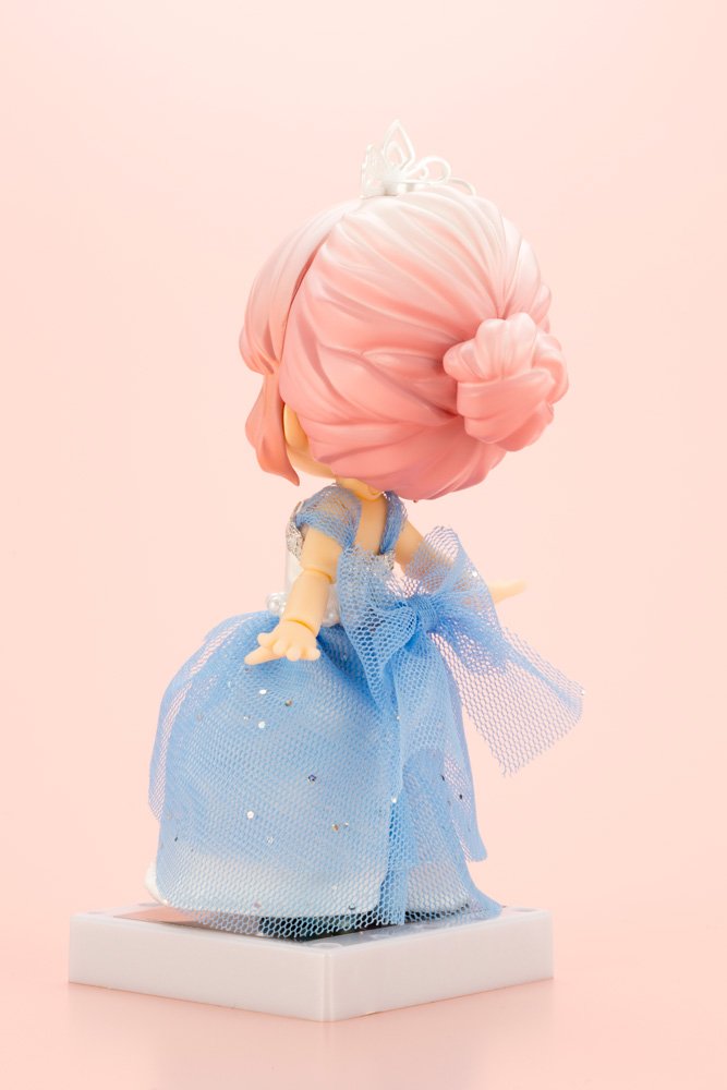 Cu-poche Friends Cinderella Non-Scale PVC Pre-Painted Action Figure - Disney Princess Collectible for Display & Photography - Perfect for Home Decor, Gift Giving & Anime Fans