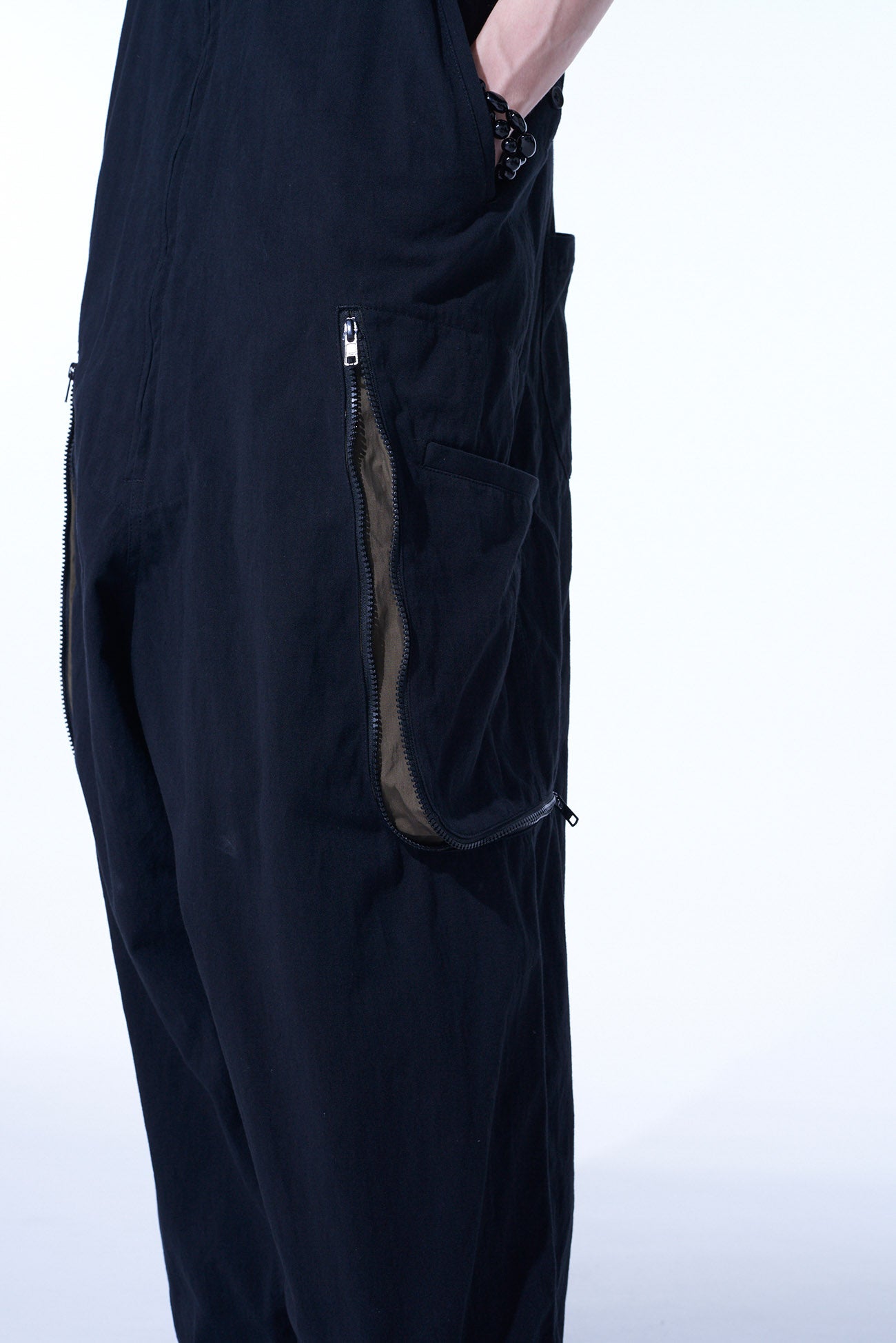 Premium Cotton Hemp Twill Overalls with Gusseted Zippered Pockets - Durable Workwear for Farming, Gardening & Outdoor Activities