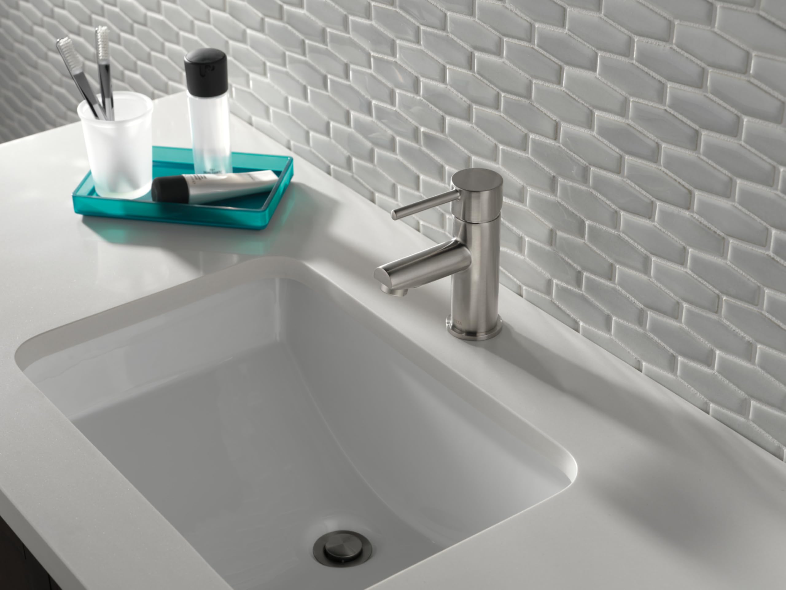 Delta 559LF-SSPP Modern Single-Handle Bathroom Sink Faucet - Brushed Nickel Finish, 7.25