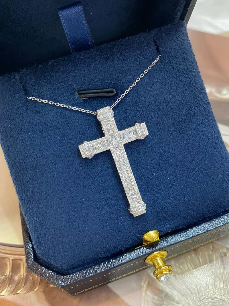 18K White Gold Cross Pendant Necklace with 0.70ct Natural Diamonds - Elegant Women's Jewelry Gift for Christmas, Anniversary & Special Occasions