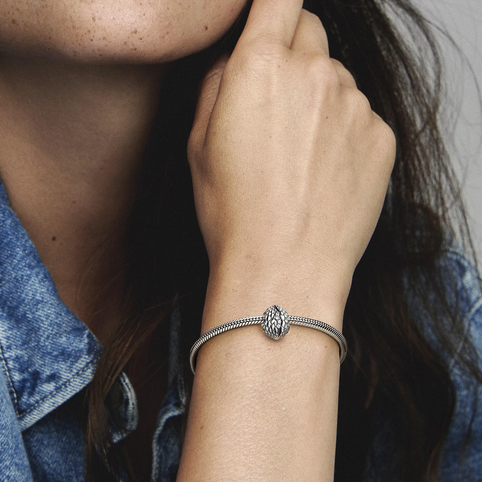 Pandora Game of Thrones House of the Dragon Charms - Official Licensed Collectible Jewelry for Fans & Gift Ideas | Show Your Fandom with Stylish Bracelet Charms