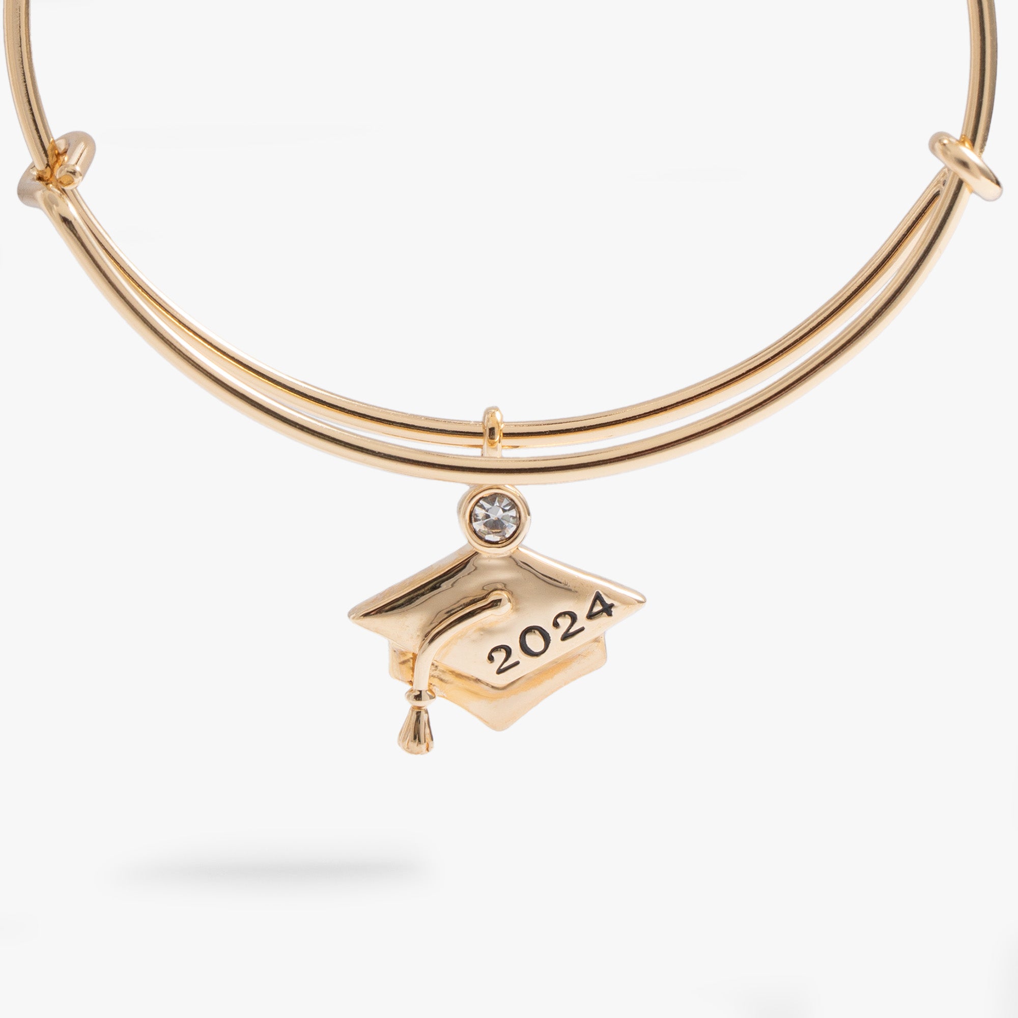 2024 Graduation Cap Charm Bangle - Elegant Silver Plated Bracelet for Graduation Party, Commencement Ceremony & School Celebration - Perfect Gift for Graduates