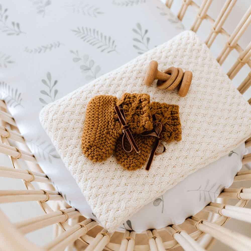 Snuggle Hunny Bassinet Sheet & Change Pad Cover - Soft Wild Fern Print - Perfect for Nursery, Baby Crib & Travel Crib Bedding
