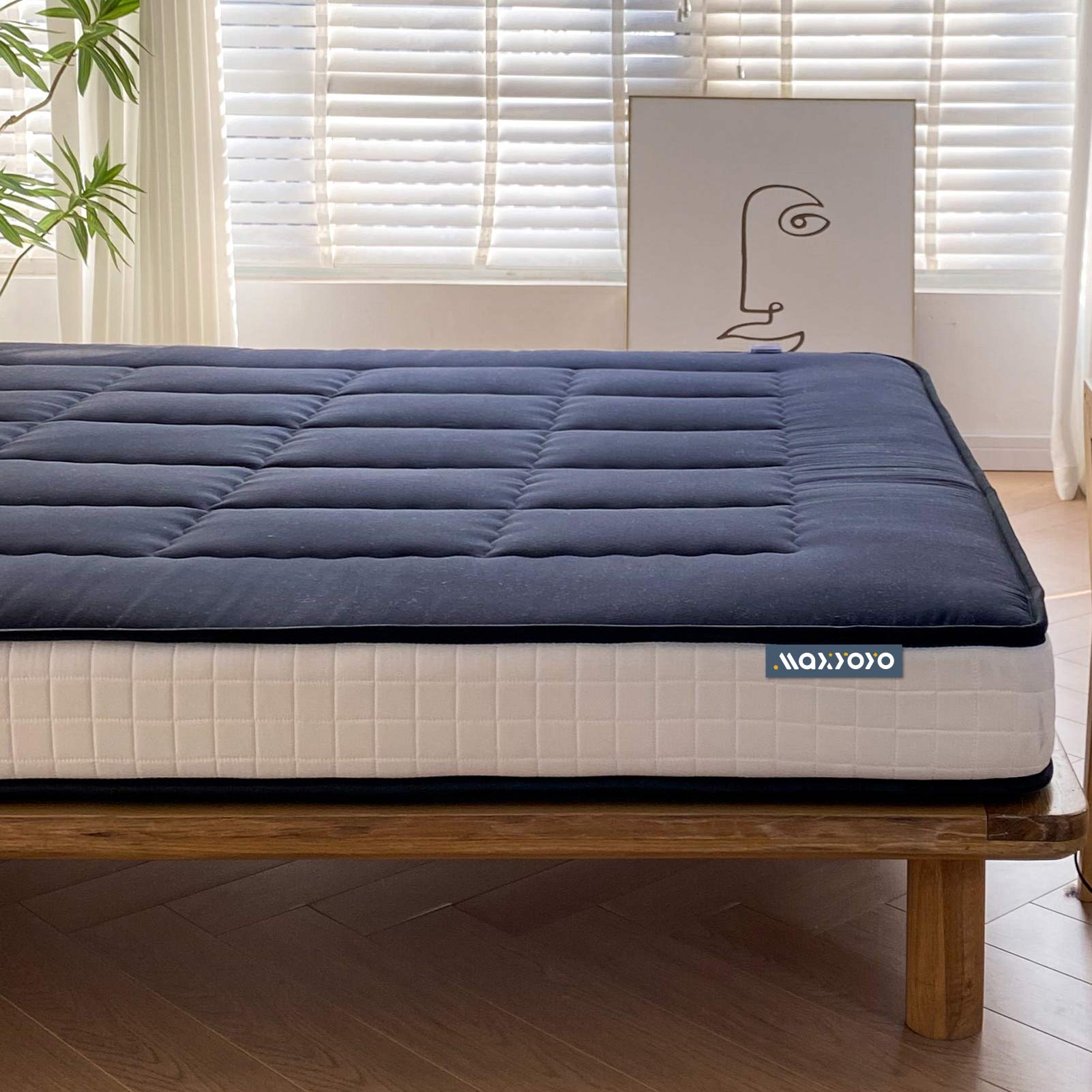 MAXYOYO Padded Japanese Floor Mattress - Black Foldable Roll Up Futon for Bedroom, Guest Room & Travel | Comfortable Floor Sleeping Mat for Adults & Kids