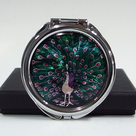 The Perfect Companion for Every Adventure: The Peacock Green Travel Mirror