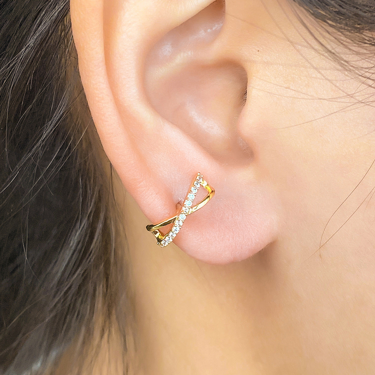 20G Animal Conch Double Piercing Earrings - Stainless Steel Cartilage Hoop Earrings for Women | EGD0514 | Perfect for Everyday Wear, Parties & Gifts