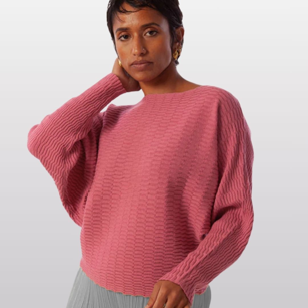 Stylish Patterned Dolman Sweater for Women - Trendy Long Sleeve Knit Top for Casual Wear & Fall Fashion