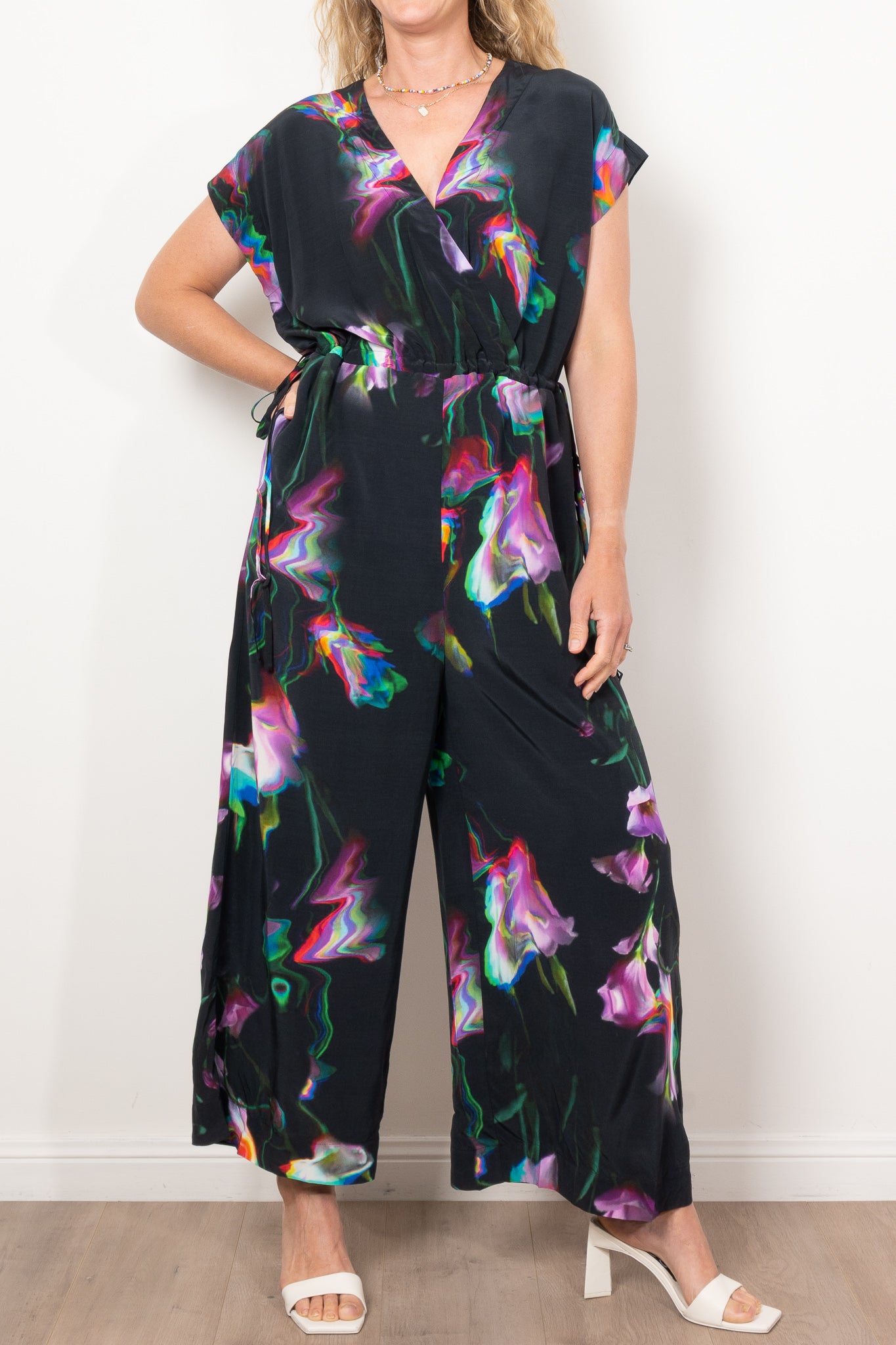 ELK Finna Jumpsuit for Women - Stylish One-Piece Romper with Pockets | Perfect for Casual Outings, Beach Vacations & Summer Fashion