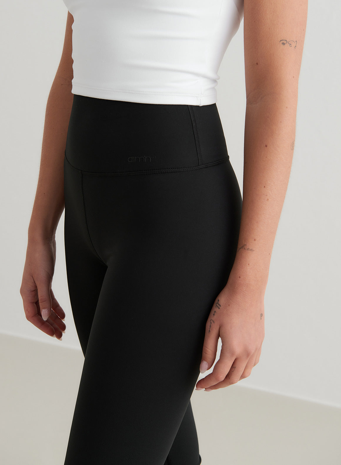 Black Sense Flare Yoga Tights for Women - High Waisted Stretchy Workout Leggings - Perfect for Yoga, Running, Gym & Lounge Wear