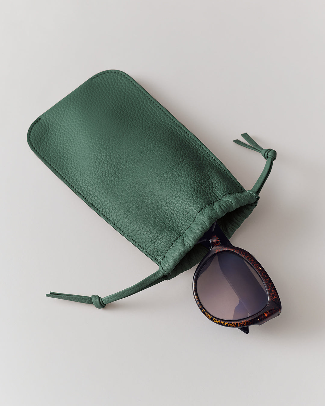 Premium Eyeglass Pouch Case - Soft Protective Storage for Sunglasses & Reading Glasses - Perfect for Travel, Home, Office & Daily Use