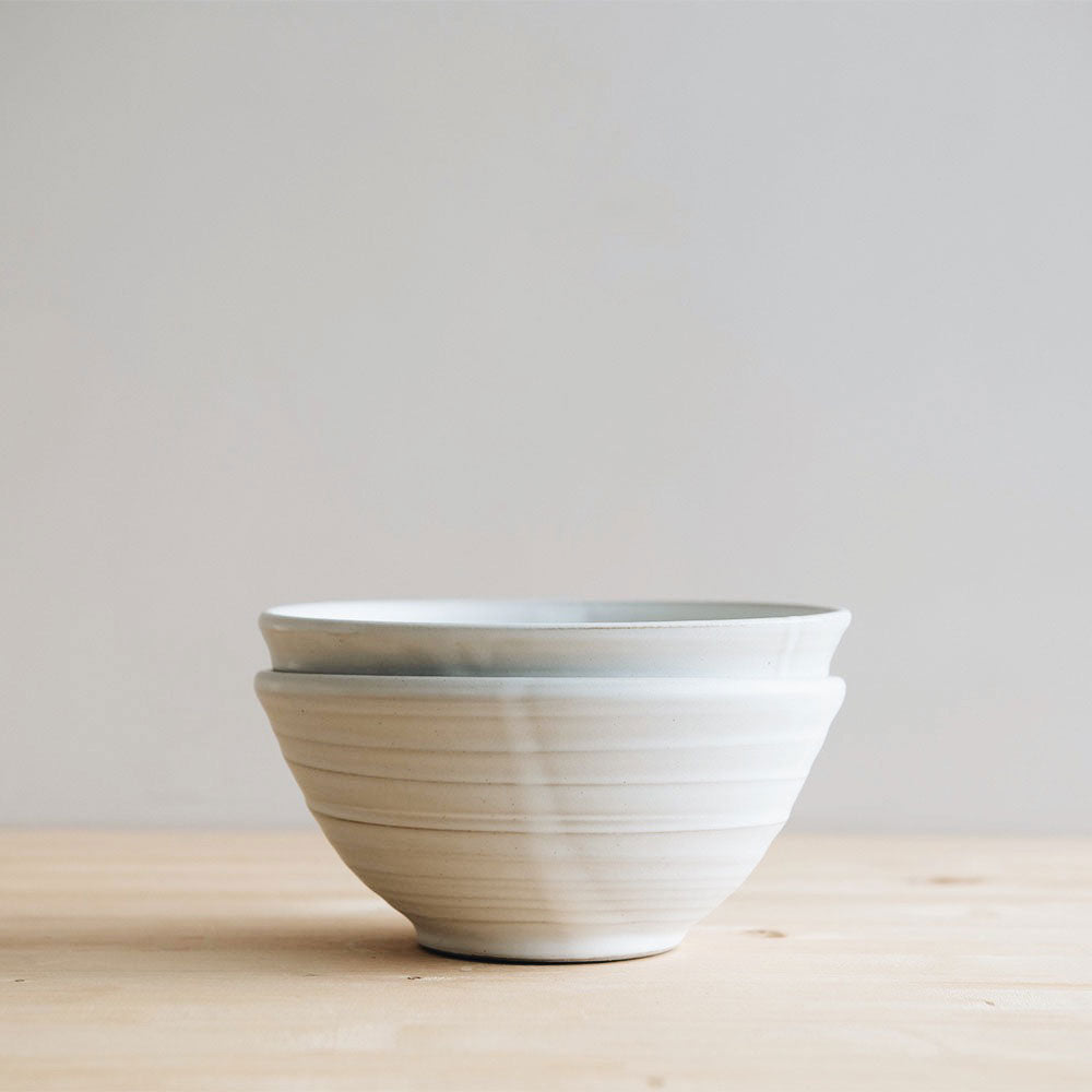 Premium Ceramic Serving Bowls Set of 4 - Durable Everyday Dinner Bowls for Soup, Salad, Pasta & Dessert - Microwave & Dishwasher Safe - Elegant Tableware for Home Dining & Entertaining