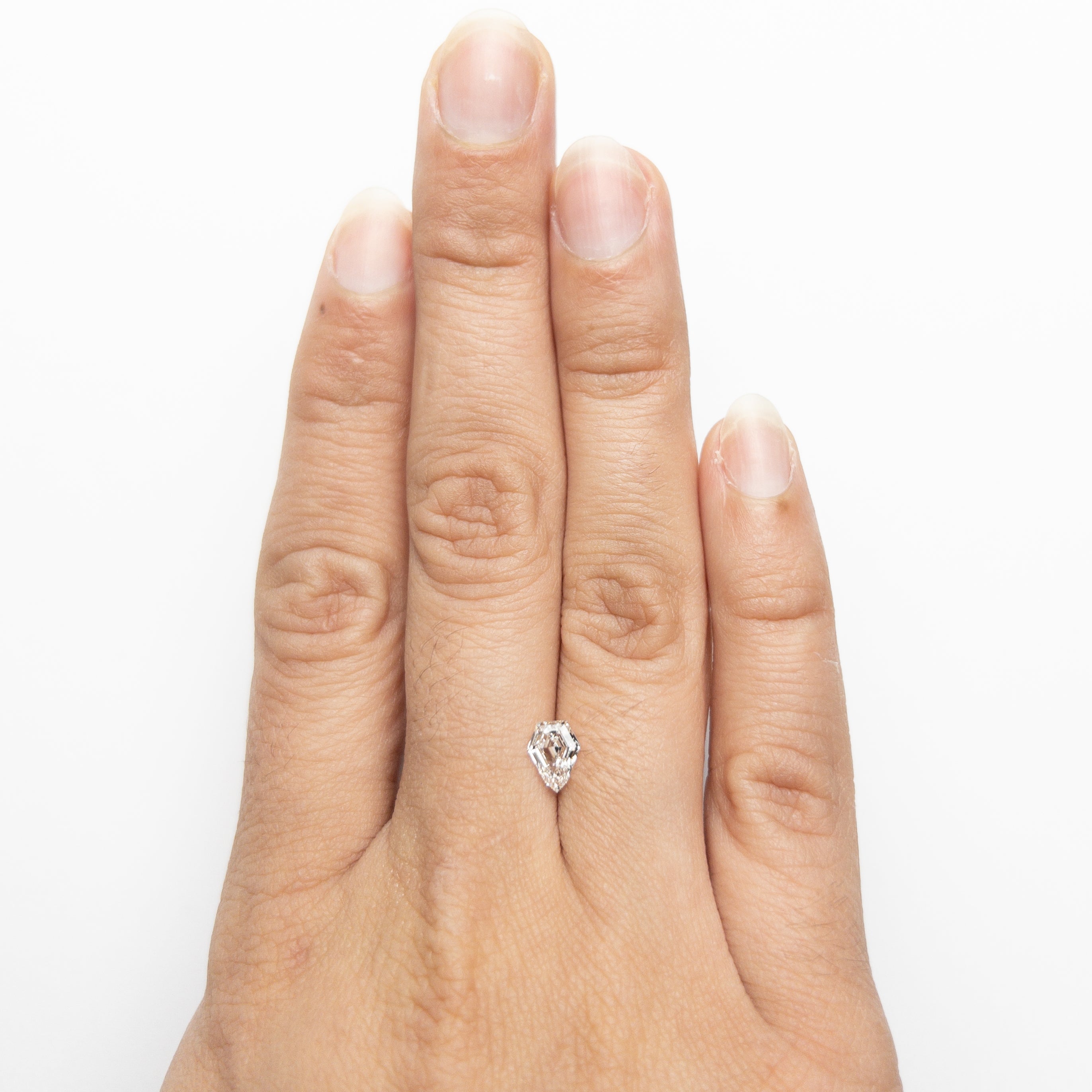 0.70ct 6.85x5.38x2.80mm SI1 G Shield Step Cut Diamond - Elegant Engagement Ring Center Stone for Wedding & Anniversary Jewelry
