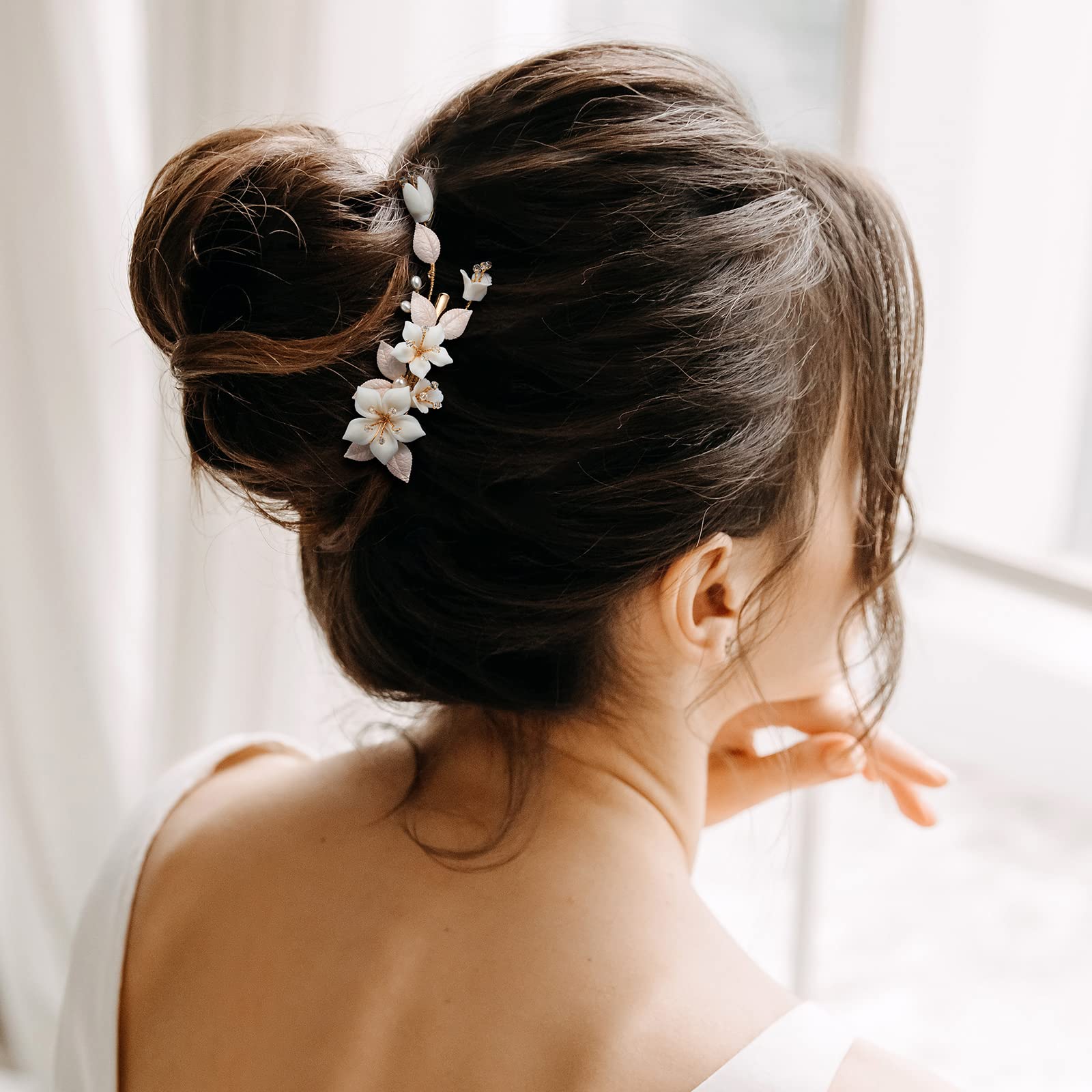 AW BRIDAL Gold Flower Hair Clip for Wedding - Elegant Bridal Hair Comb Barrette, Women's Wedding Hair Accessories for Brides, Bridesmaids, and Girls - Perfect for Weddings, Prom, and Formal Events