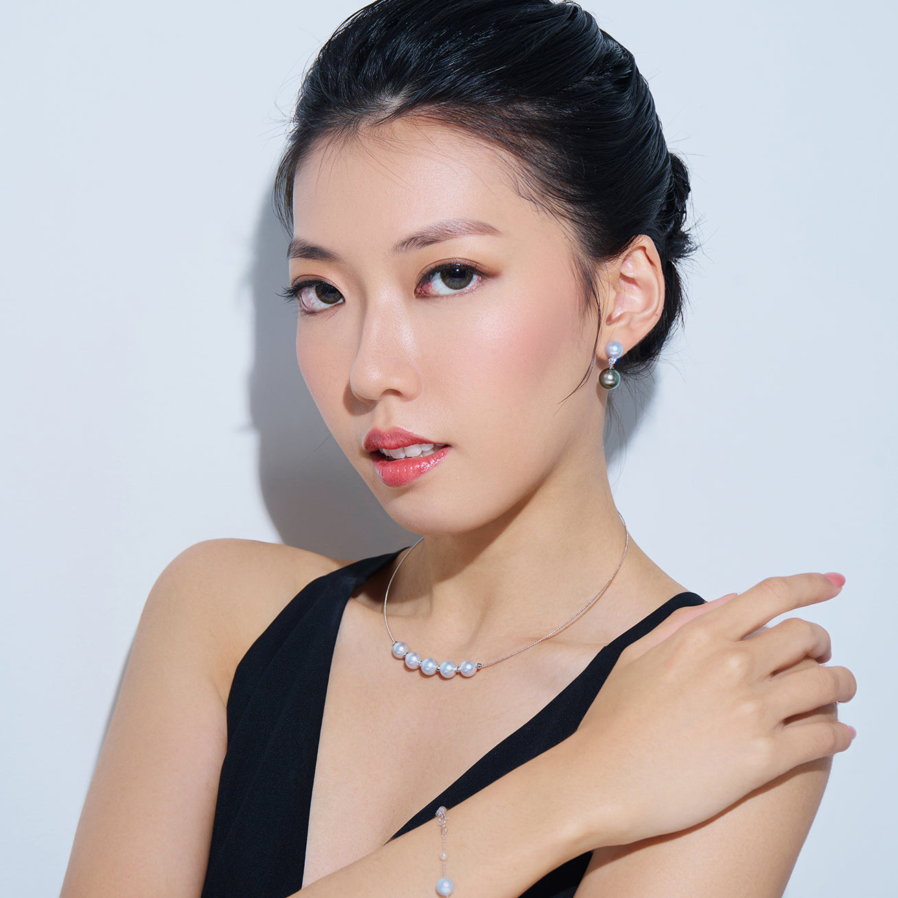 18K Solid Gold Blue Akoya Pearl Necklace - Elegant Jewelry Gift for Women, Perfect for Weddings, Anniversaries & Special Occasions