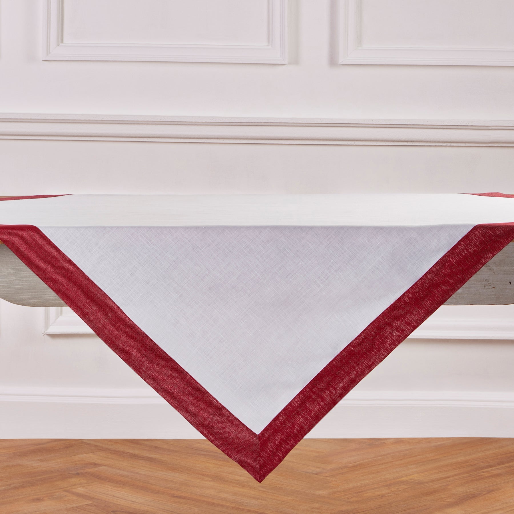 Festive Edge Table Throw - Elegant Holiday Table Runner for Christmas & Thanksgiving Decor - Perfect for Dining Room & Party Decorations