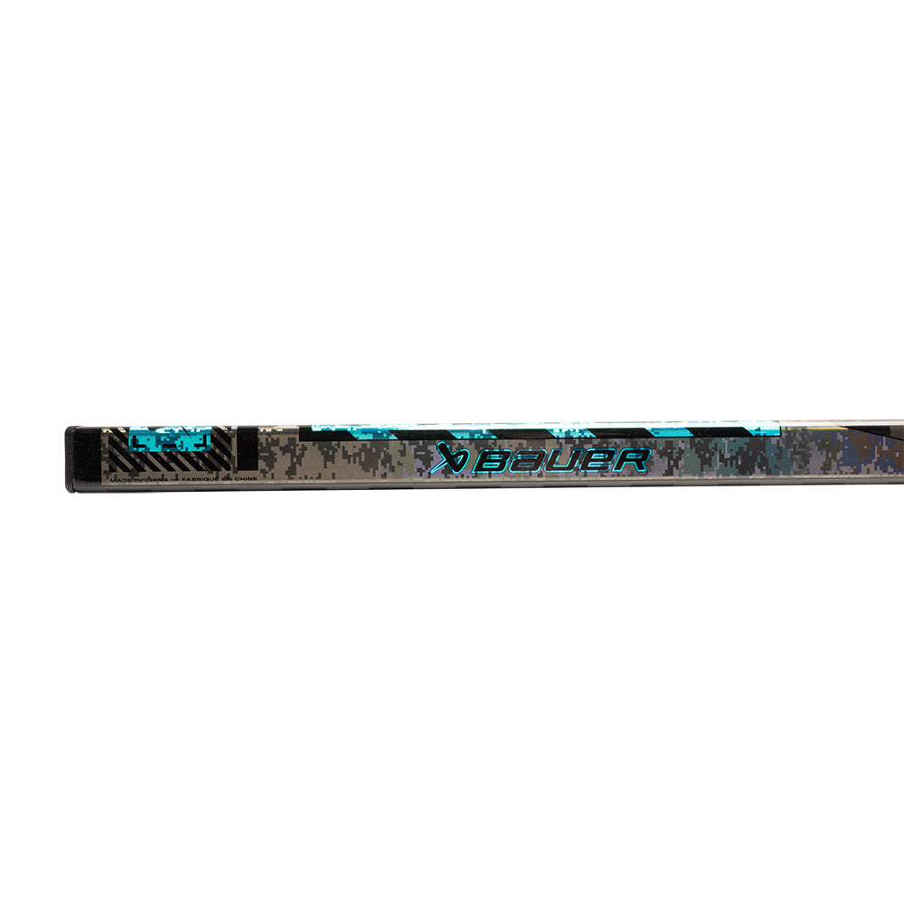 Bauer Twitch Intermediate Ice Hockey Stick - Lightweight Carbon Fiber Hockey Stick for Youth & Adults - Perfect for Ice Hockey Training & Games