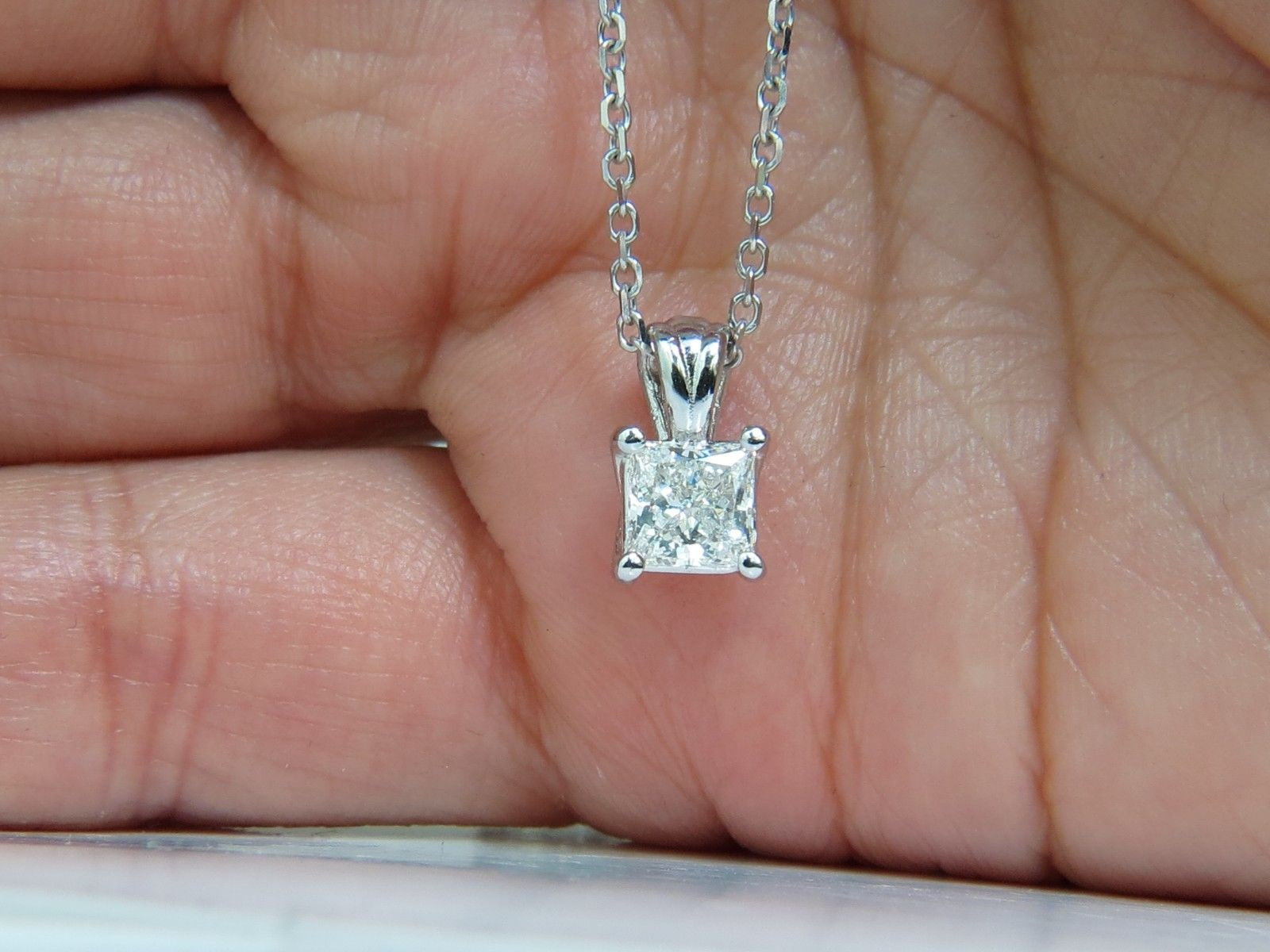 1.01CT GIA Certified Princess Cut Diamond Solitaire Pendant in 14kt Gold (H/VVS1) - Elegant Necklace for Weddings, Anniversaries & Special Occasions