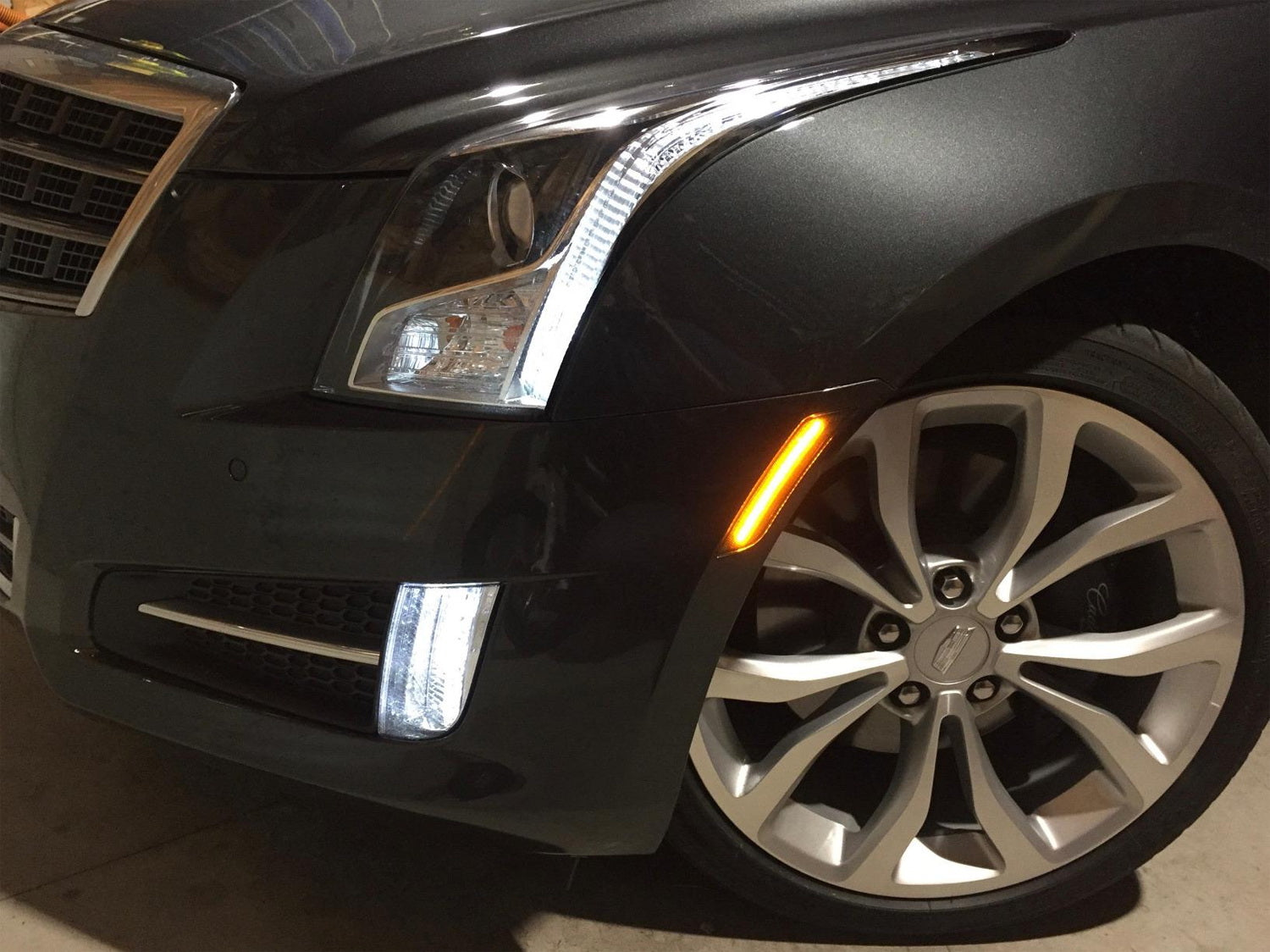 2013-2017 Cadillac XTS Clear Amber LED Bumper Side Marker Lights Kit - Durable Replacement for Enhanced Visibility & Style - Perfect for Night Driving & Car Customization