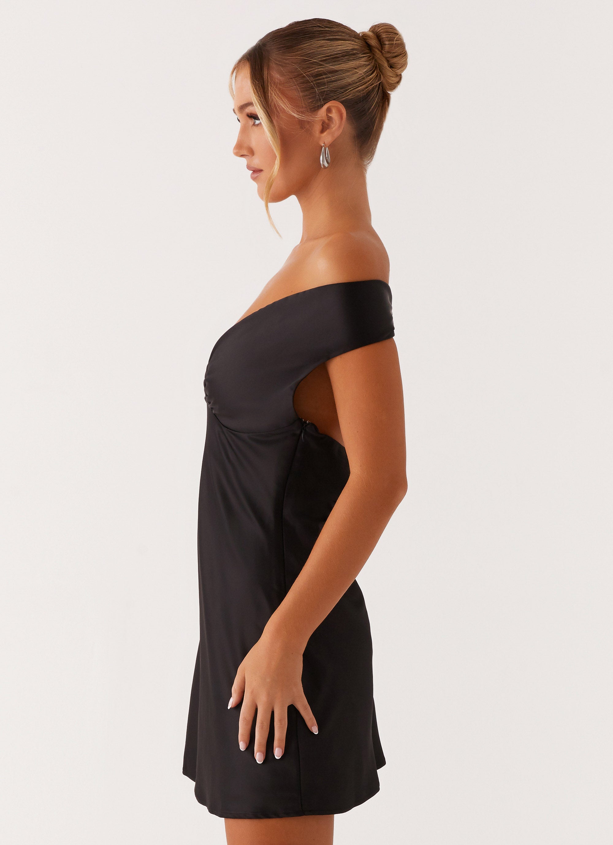 Jenner Mini Dress for Women - Black Sleeveless Bodycon Party Dress | Perfect for Night Out, Club, Date Night, and Special Occasions