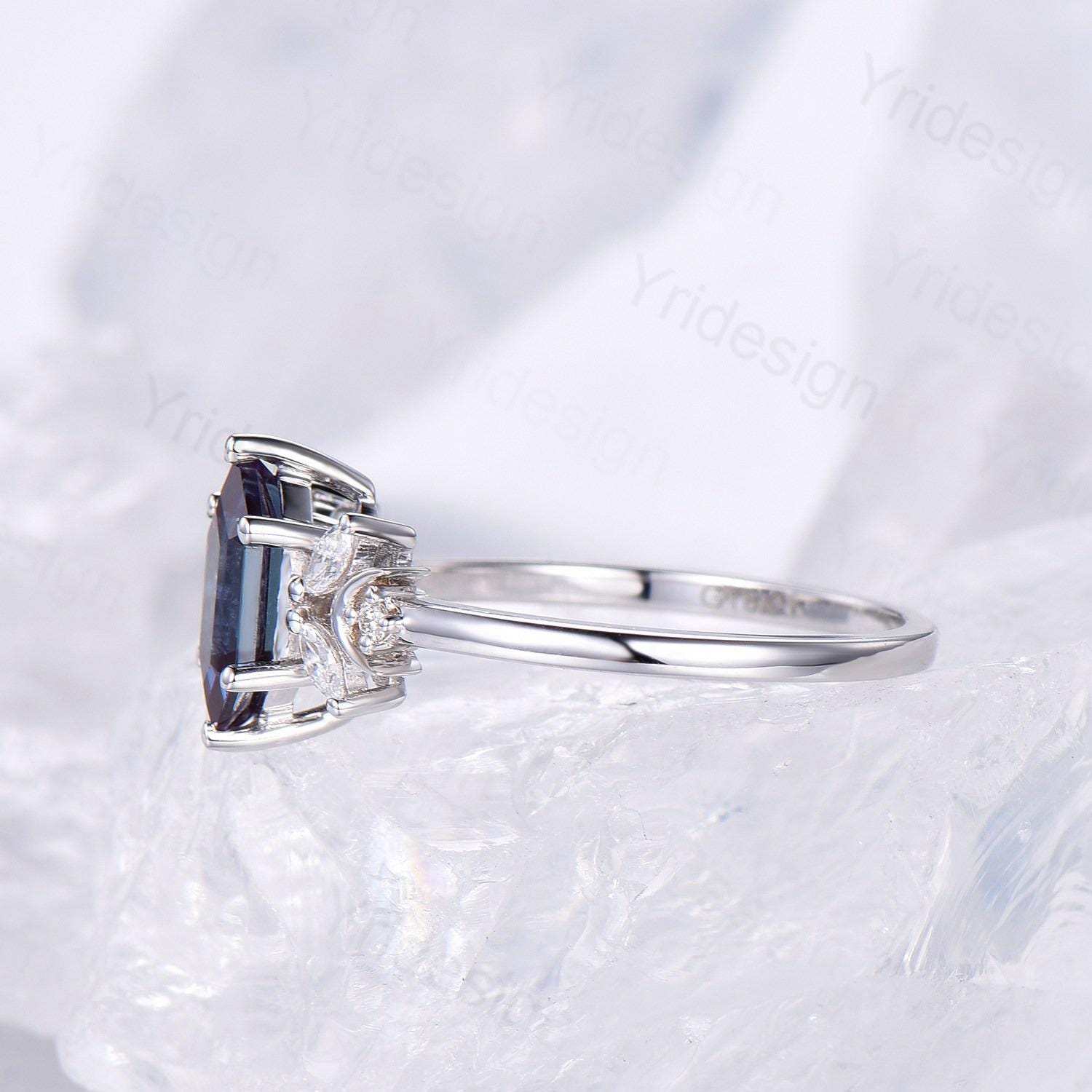 Exquisite Hexagon Alexandrite Engagement Ring with Crescent Moon Design | Color-Changing June Birthstone | Diamond Wedding Band for Women | Perfect Anniversary & Proposal Gift for Her | Ideal for Romantic Evenings & Special Occasions