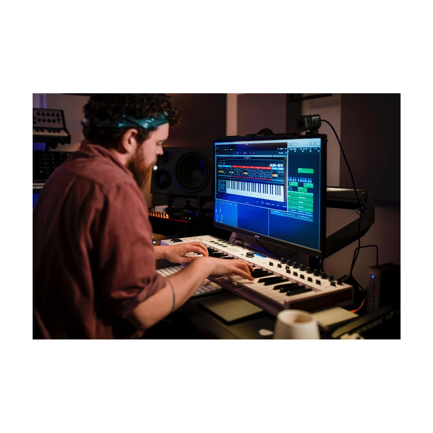 Arturia Keylab Essential MK3 49-Key MIDI Keyboard Controller with DAW Integration - Perfect for Music Production, Live Performance & Studio Recording