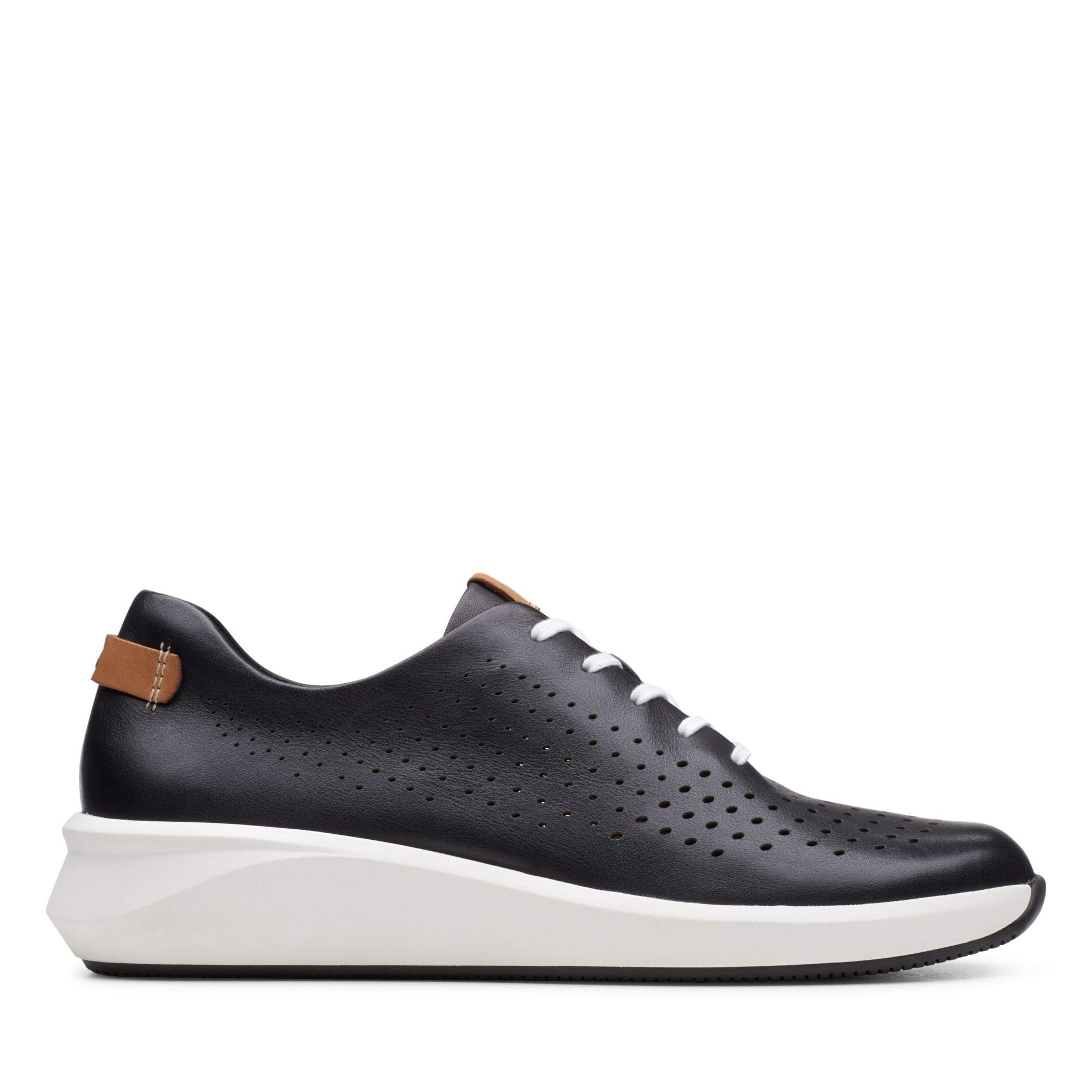 Clarks Women's Maggilyn Closed-Toe Sandals - Comfortable & Stylish for Casual Outings, Work, and Summer Travel