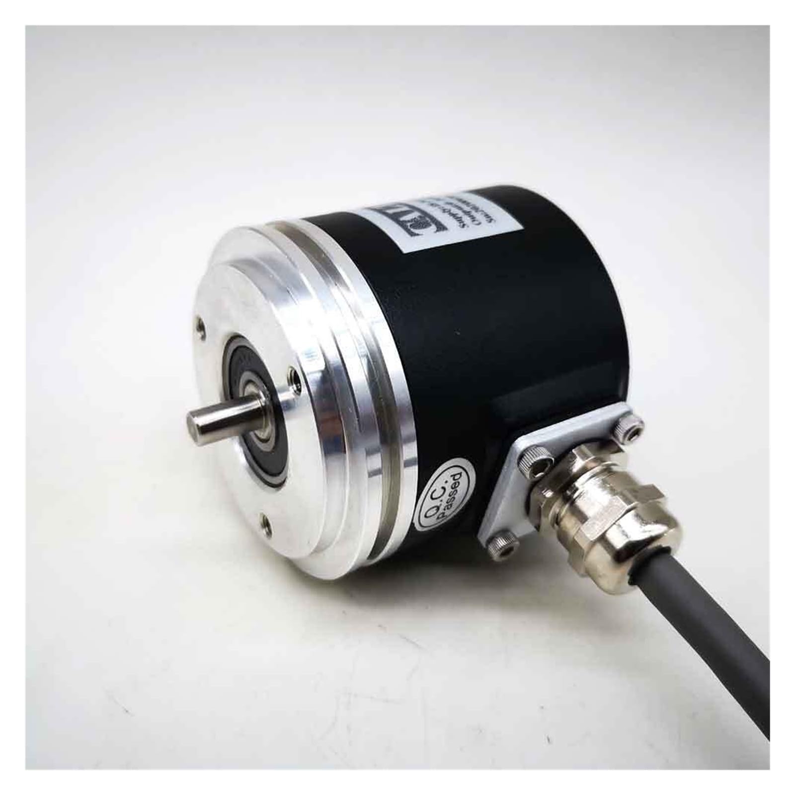EAS60 Analog Position Sensor - 0-5V/0-10V/4-20mA Output, 12-Bit Single Turn Absolute Encoder with 6mm/10mm Solid Shaft | Industrial Automation, CNC Machines, Robotics & Motion Control Applications