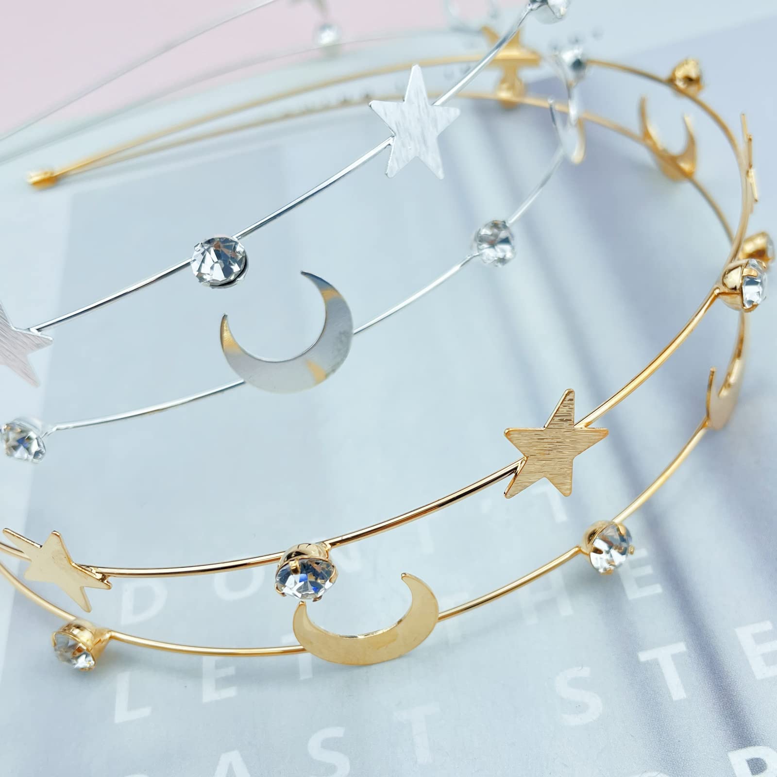 **Aswewamt 2-Piece Alloy Moon and Five-Pointed Star Headbands – Elegant Bridal Hair Hoops for Women & Girls – Perfect for Weddings, Parties, and Boho Styling**