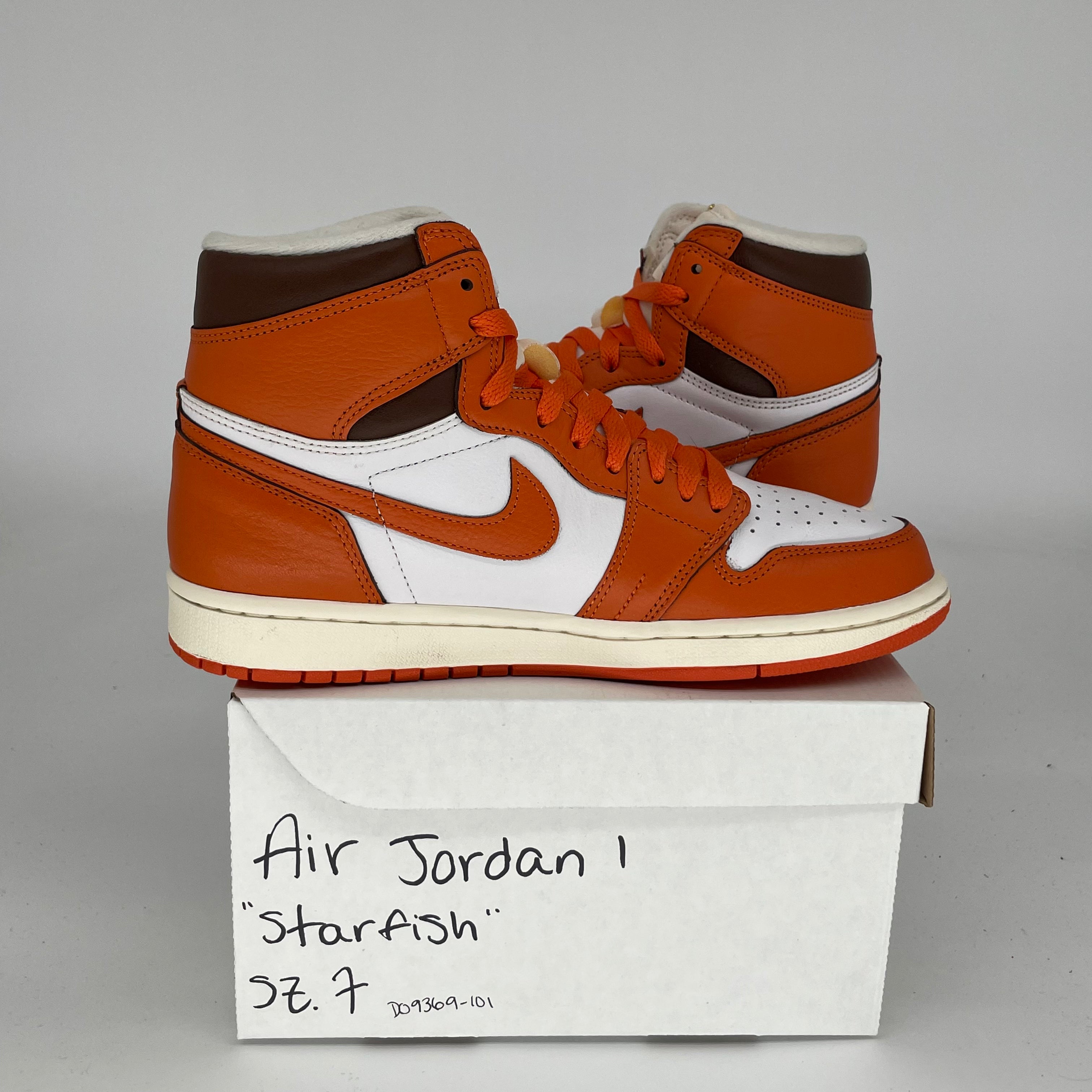 AIR JORDAN 1 Retro High OG 